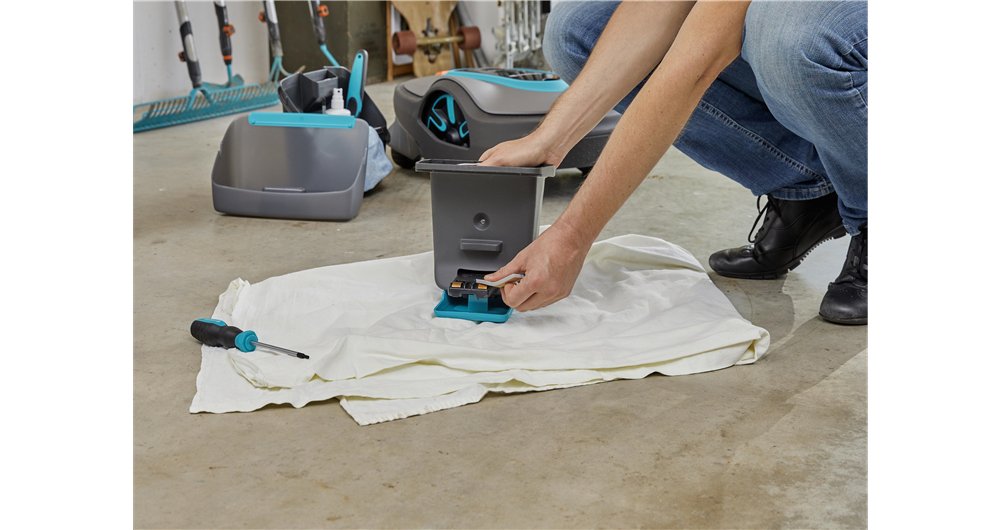 Gardena Conjunto De Limpieza Y Mantenimiento De Cortacésped Robótico, Conjunto De Herramientas 04067-20