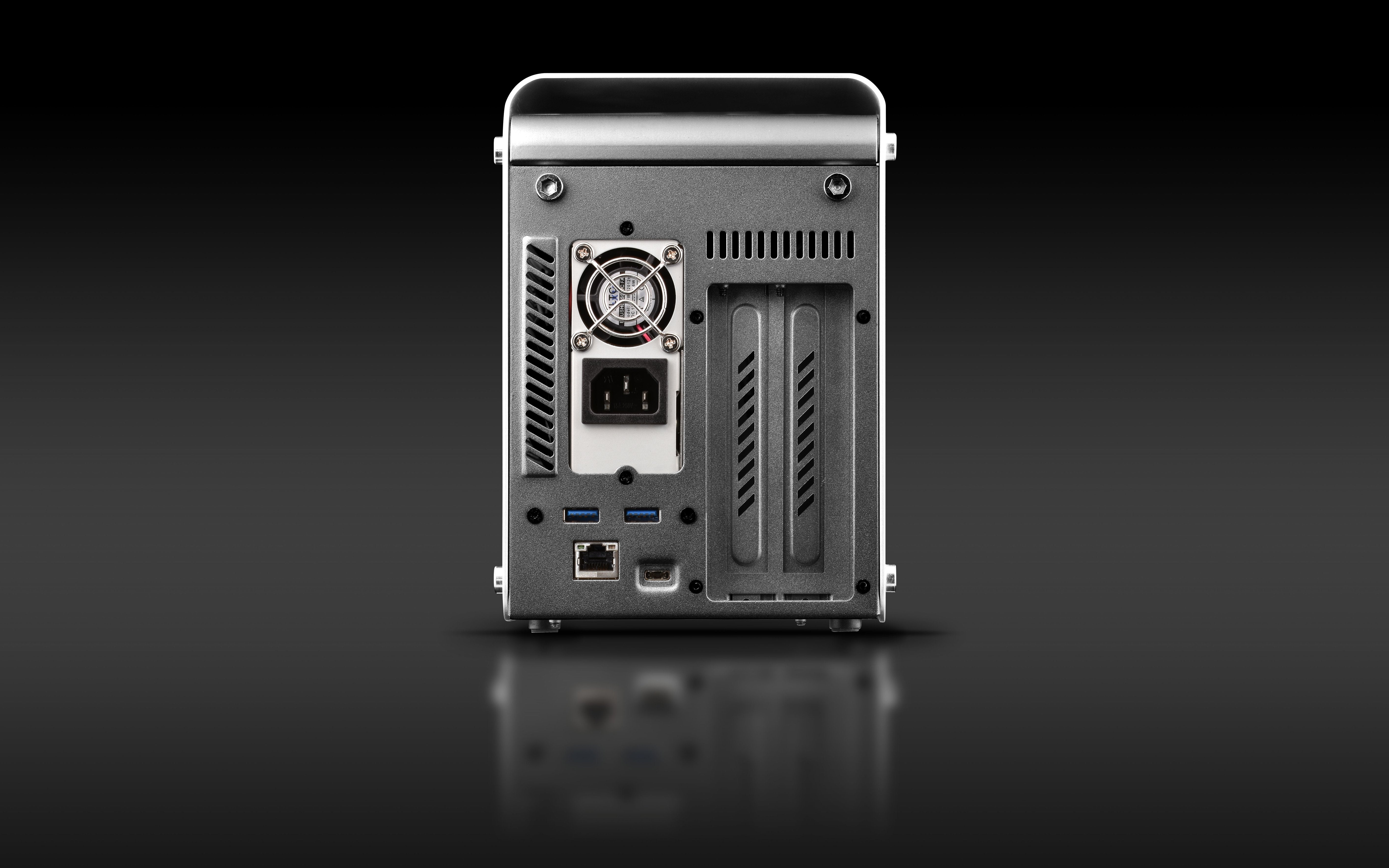 EAN 4895106291713 - Sapphire GearBox 500 Thunderbolt 3 PULSE RX 6600 XT eGFX Solution Radeon RX 6600 XT Plata 1 imagen 8