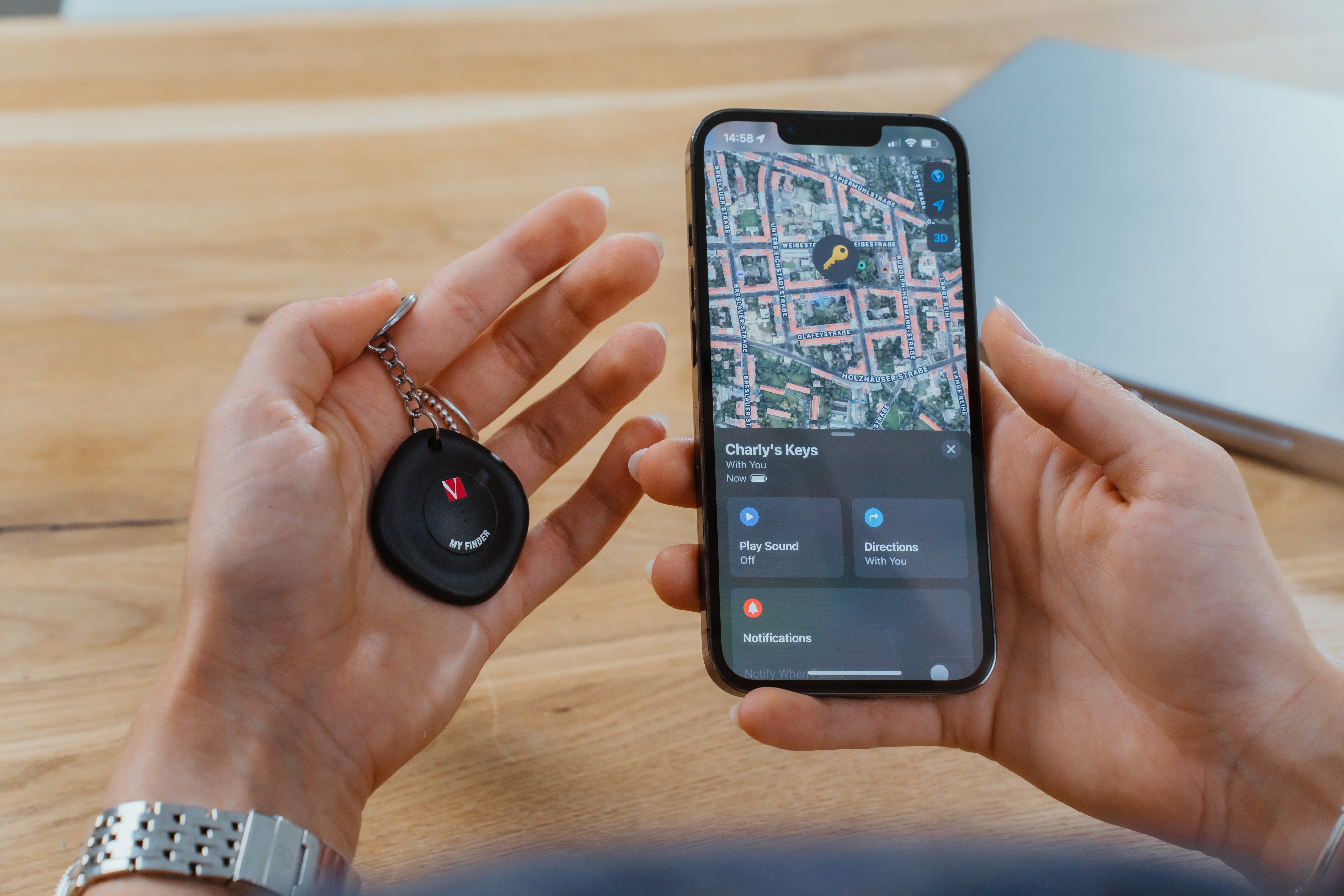 Localizador Verbatim My Finder Bluetooth Tracker Myf-01 Compatible Con Apple Incluye Llavero Y Pila Negro