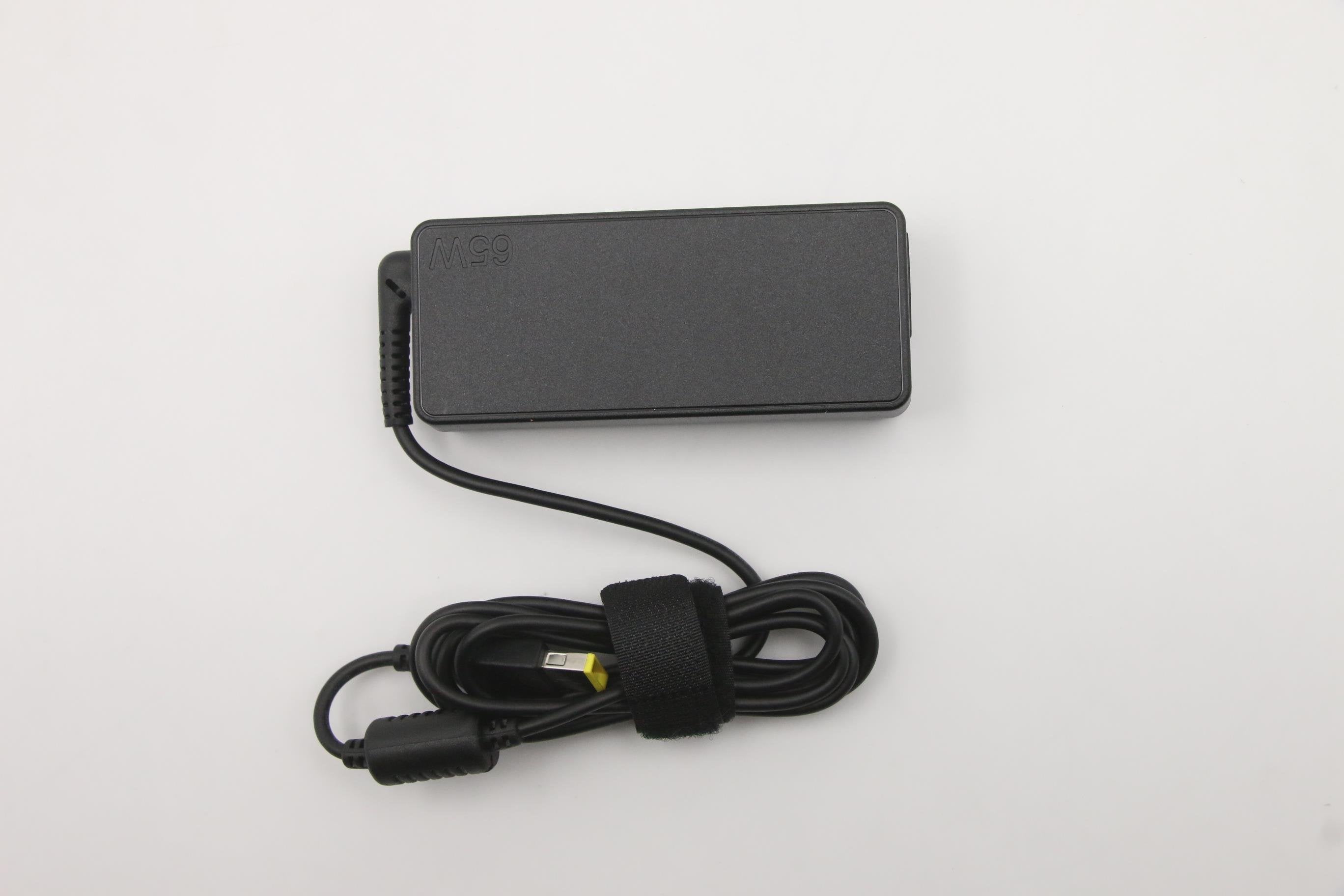 EAN 5704174532910 - Lenovo 5A10V03250 adaptador e inversor de corriente Interior 65 W Negro imagen 2