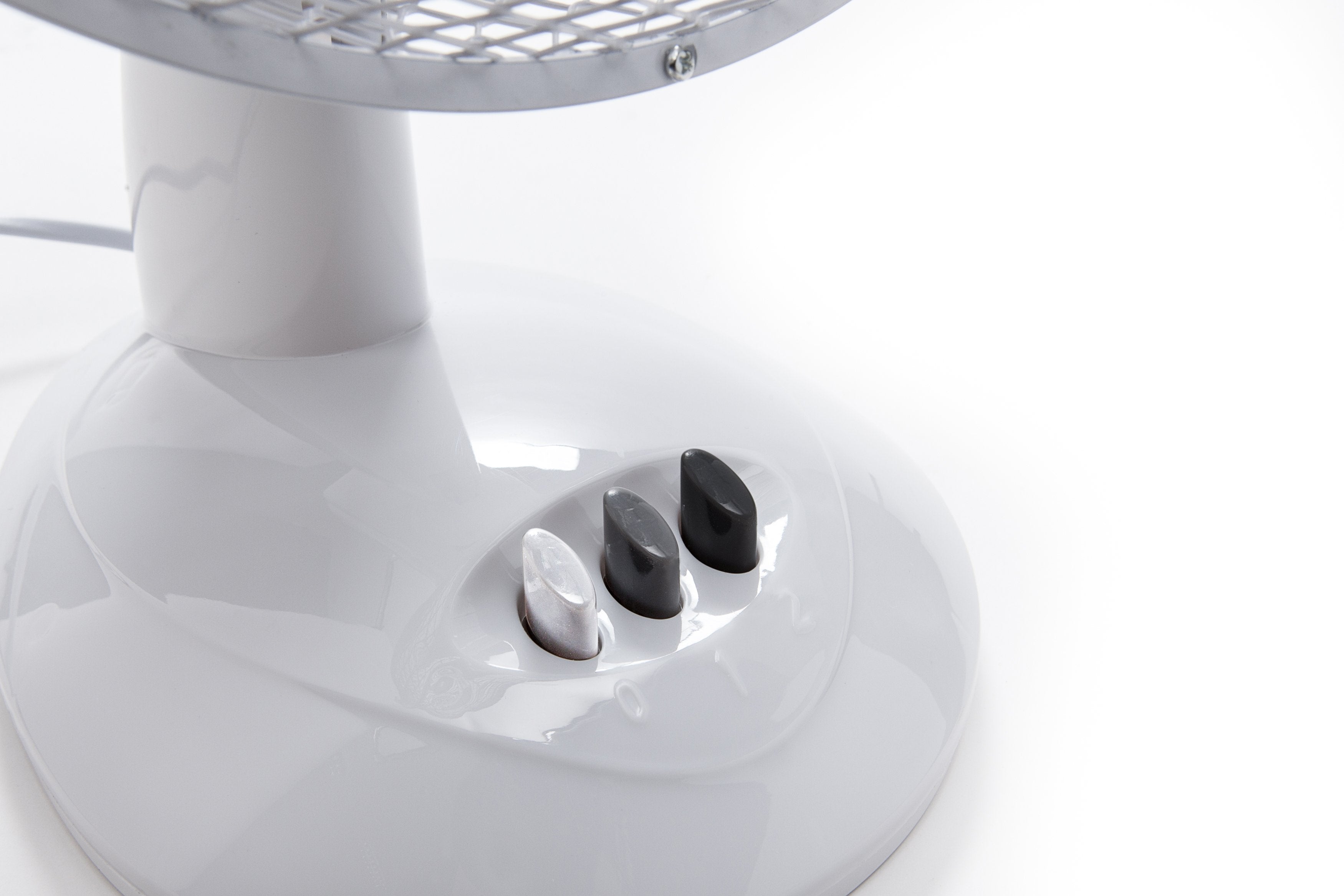 Adler Ad 7302 Desk Fan, Diameter 23cm, 2 Speed Settings, Up-Down Adjustment, Stable Base, Power 35w