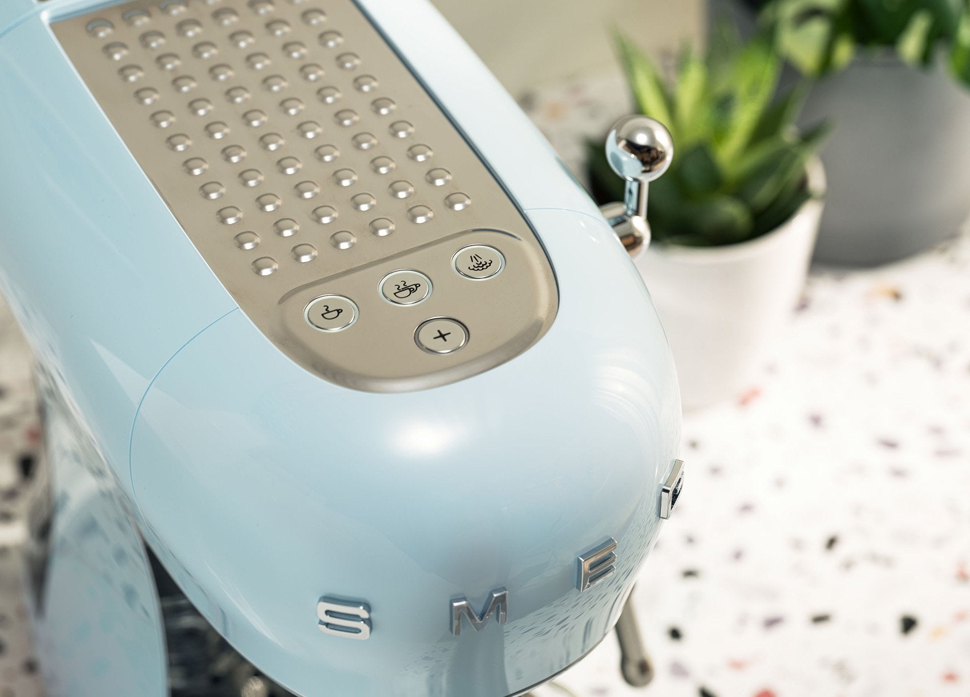 EAN 8017709324766 - Smeg ECF02PBEU cafetera eléctrica Manual Máquina espresso 1,1 L imagen 18