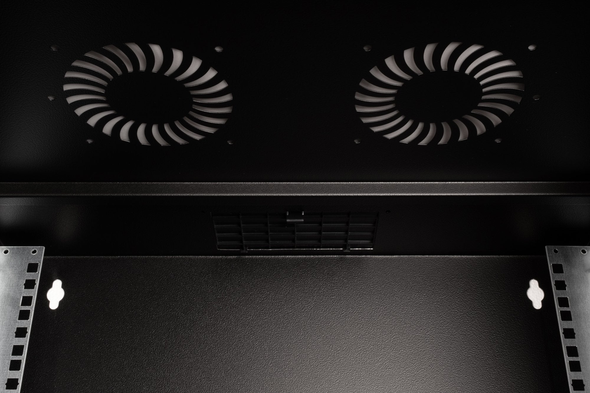 Digitus Carcasa De Pared Soho Pro - 483 Mm (19") - 540x400 Mm (An X Pr)