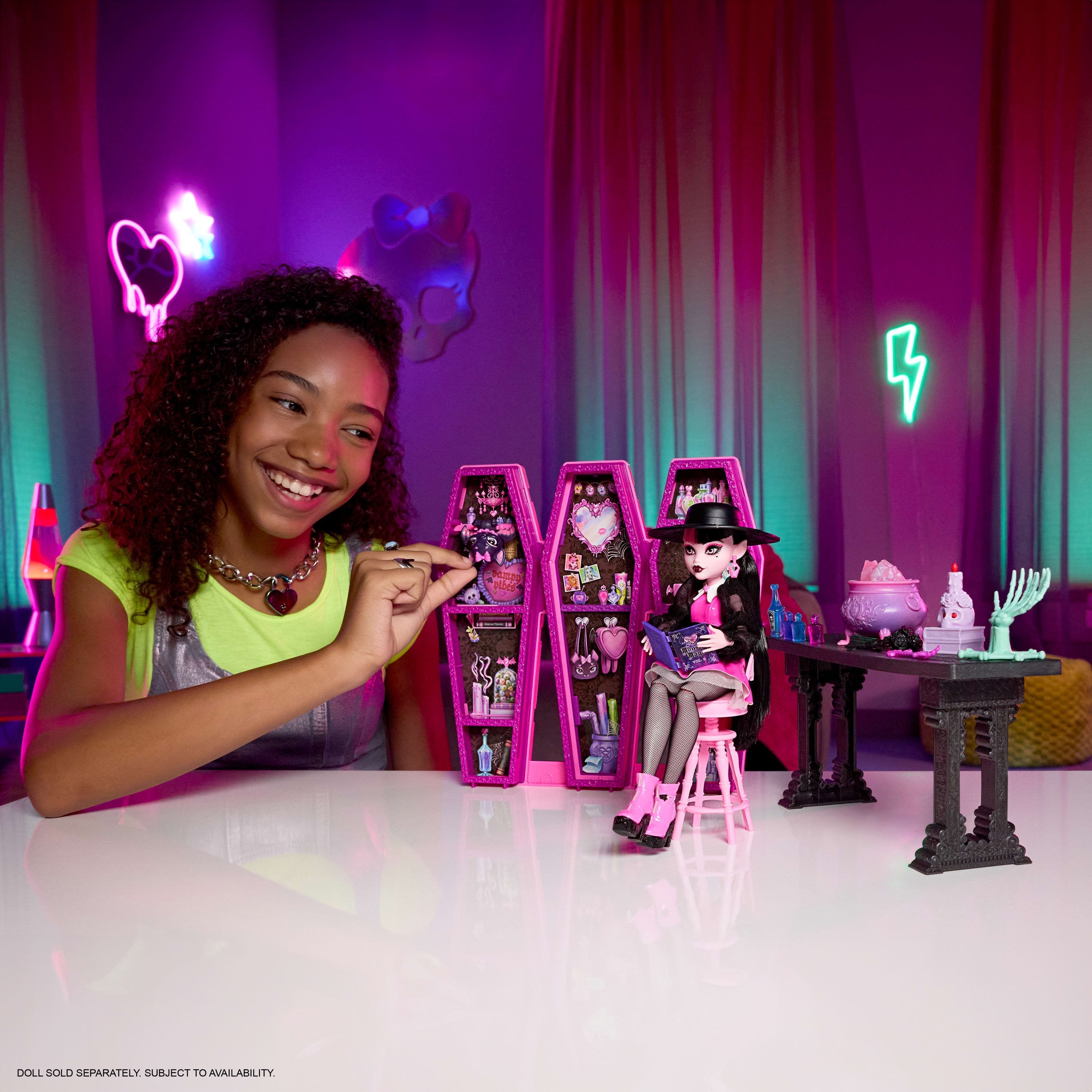 EAN 0194735258369 - Monster High JBF15 accesorio para muñecas Estuche de juego de muñeca imagen 2