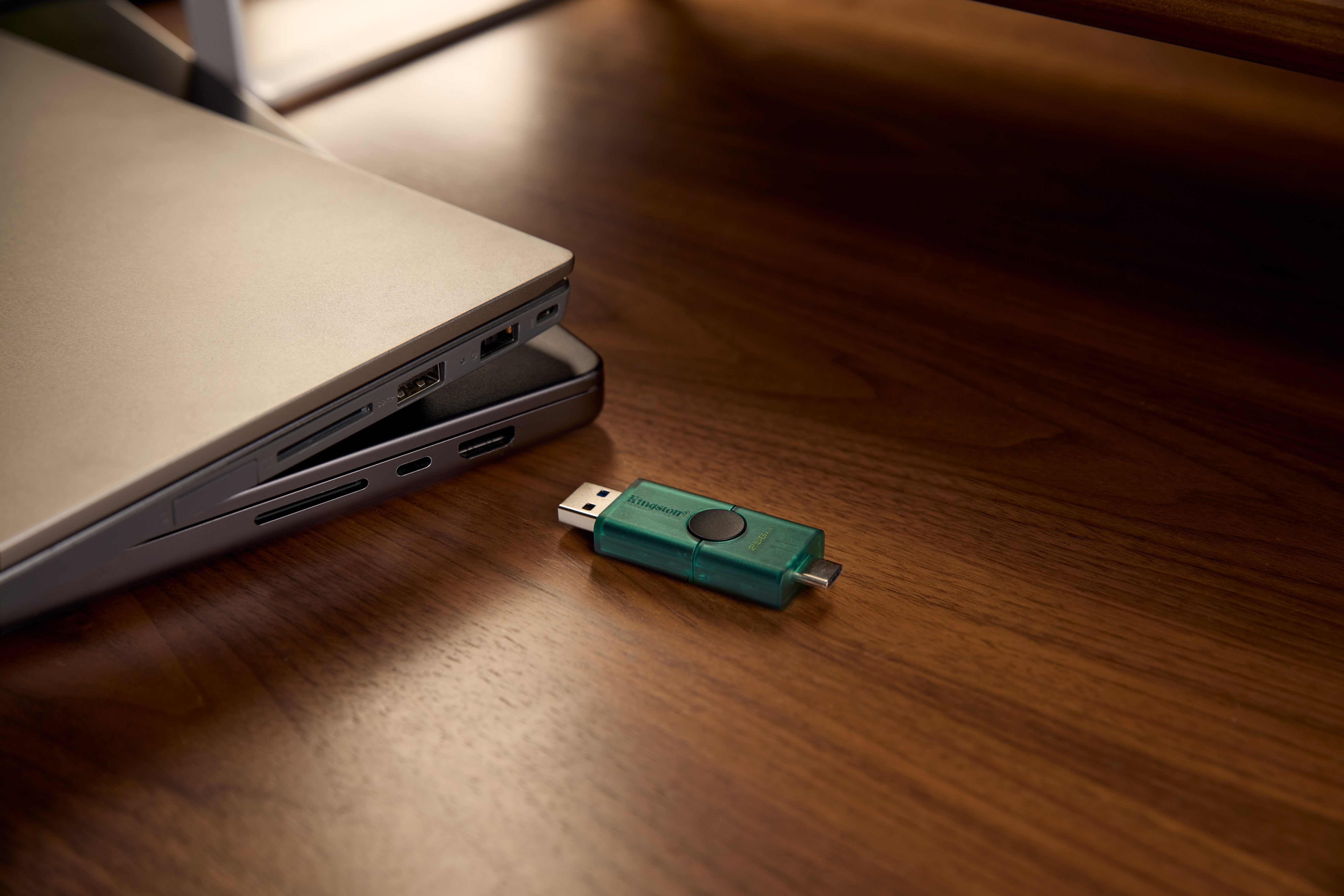 EAN 740617351804 - Kingston Technology DataTraveler DuoG2 unidad flash USB USB Type-A / USB Type-C 3.2 Gen 1 (3.1 Gen 1) Negr imagen 9