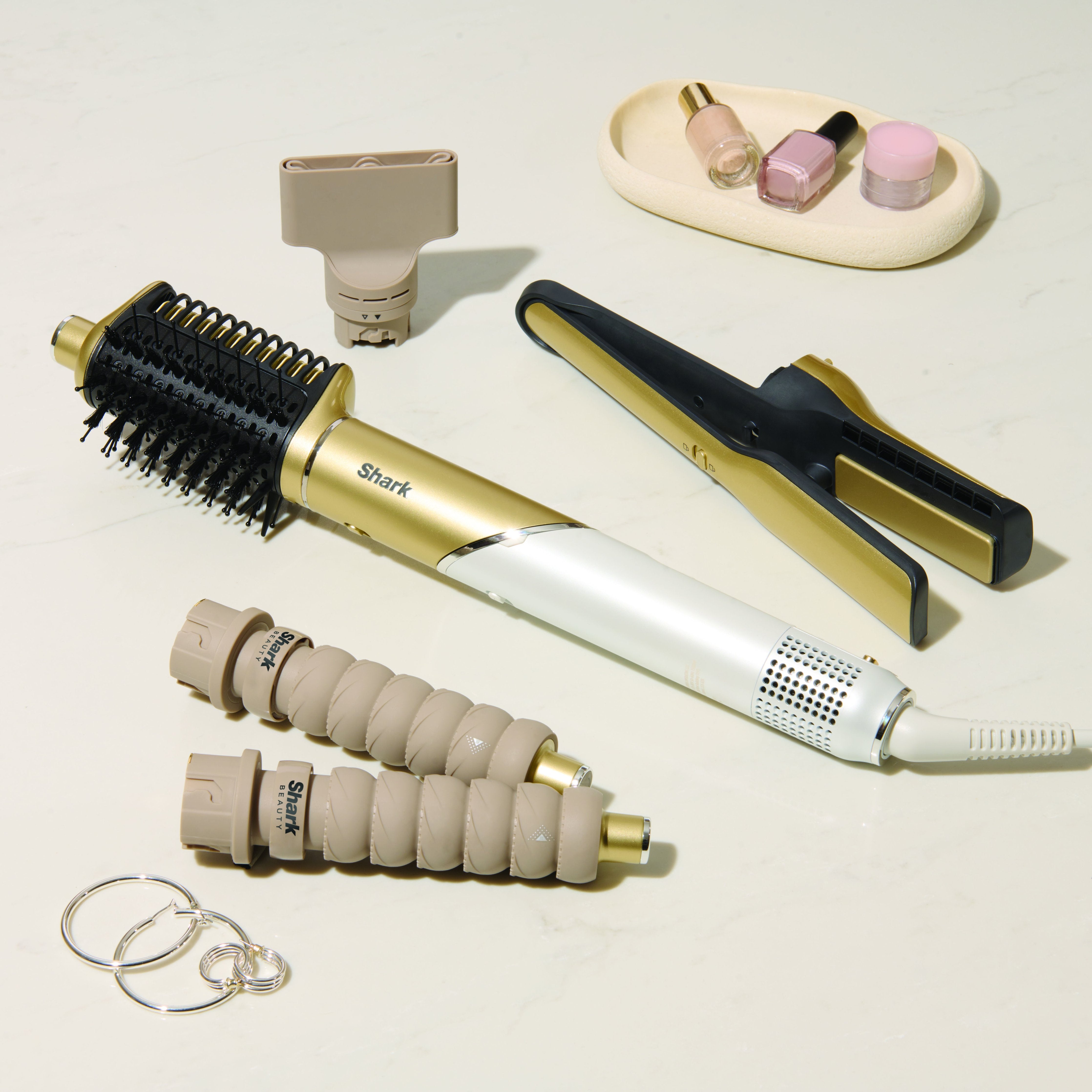EAN 0622356360289 - Shark Glam Straight & Waves multistyler Herramienta de peinado con múltiples accesorios Airflow Oro 1400 imagen 9