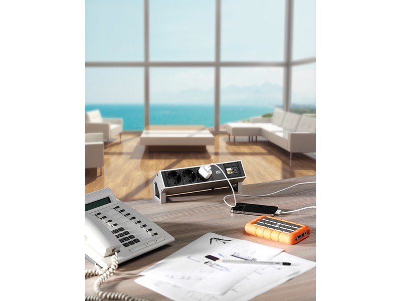 EAN 4016514050628 - Bachmann Desk2 toma de corriente 3 x Type F Negro, Acero inoxidable imagen 2