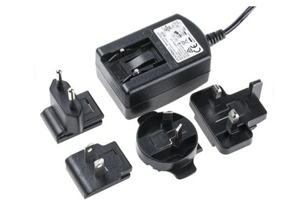 EAN 640522711024 - Raspberry Pi 103-4302 adaptador e inversor de corriente Interior 13 W Negro imagen 1