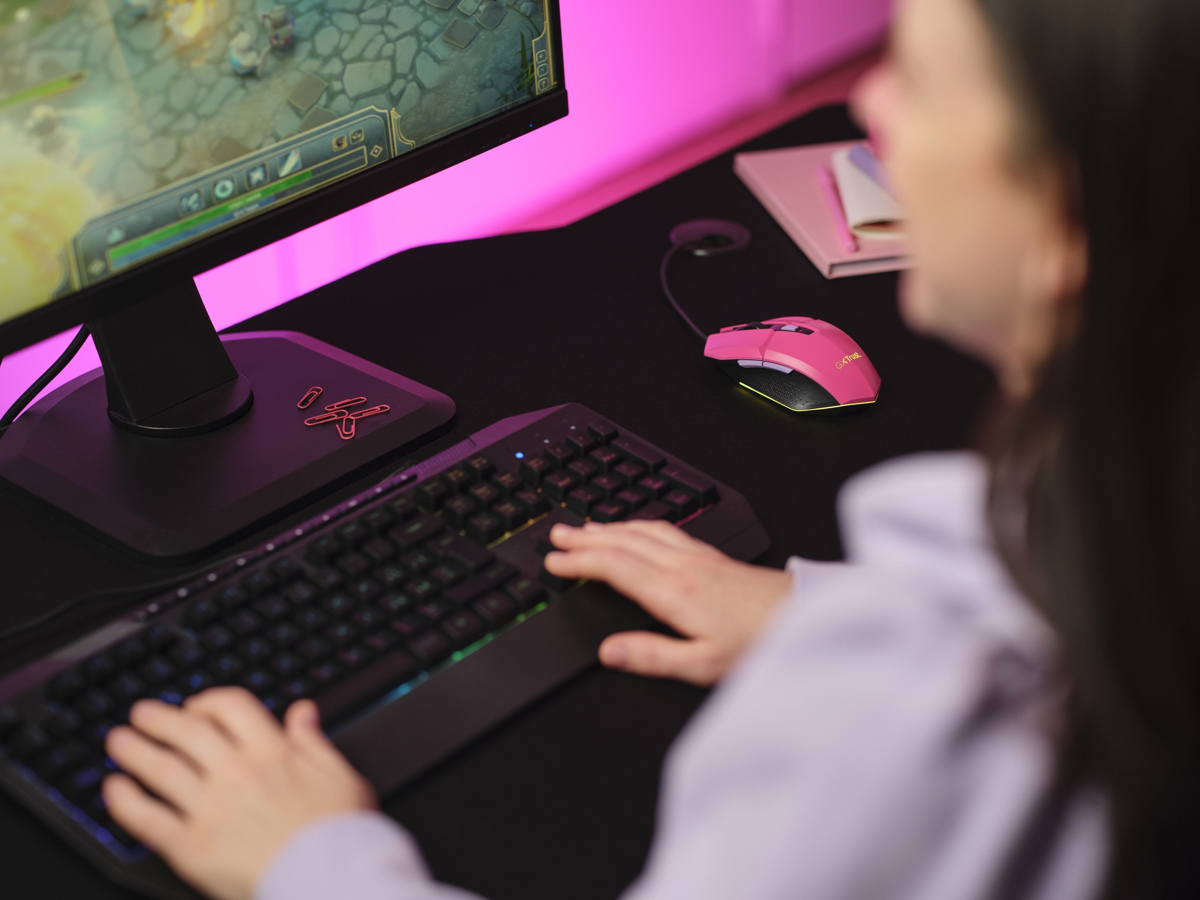 Ratón Gaming Trust Gaming Gxt 109 Felox Hasta 6400 Dpi Rosa