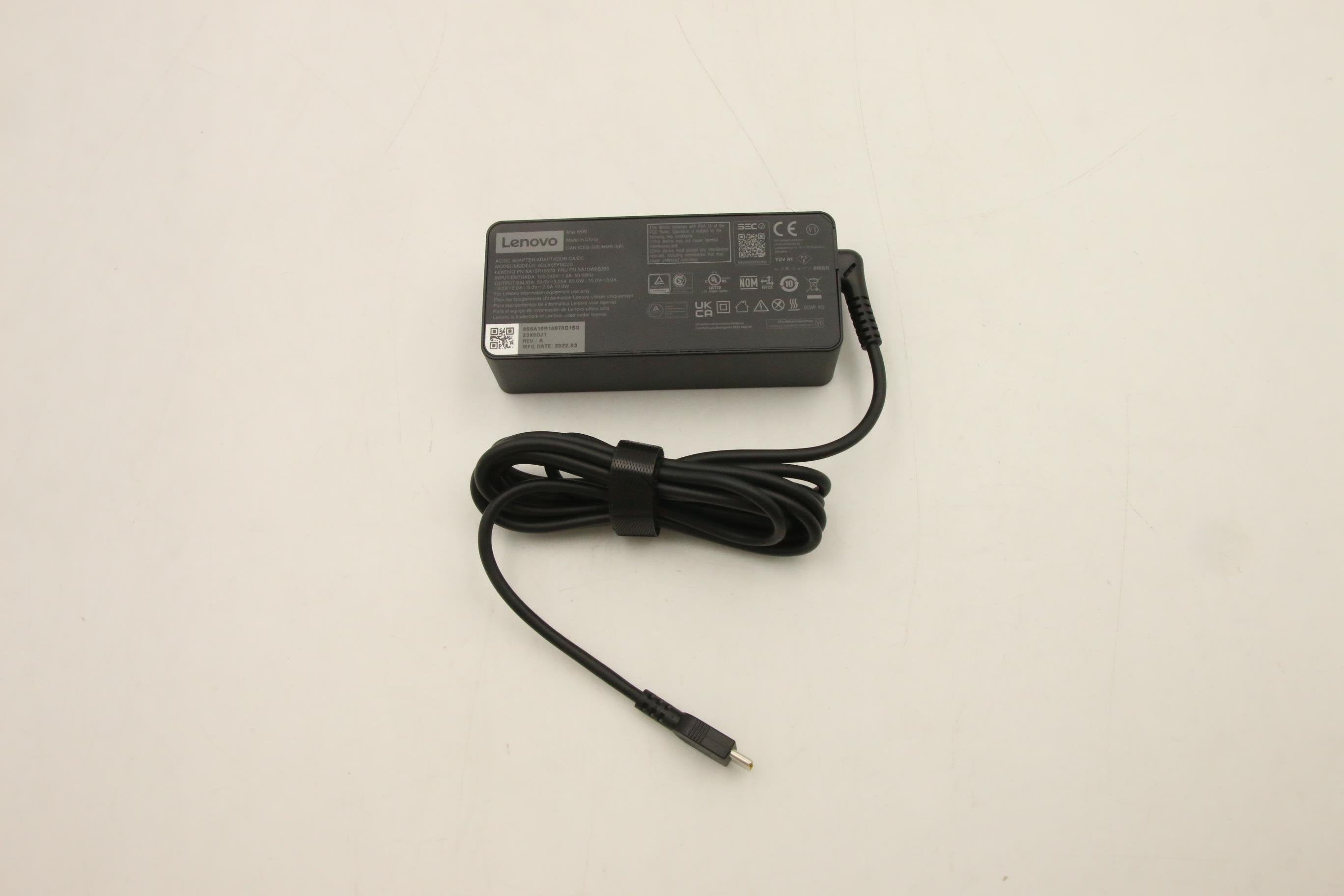 EAN 5715063427088 - Lenovo 5A10W86303 adaptador e inversor de corriente Interior 65 W Negro imagen 1