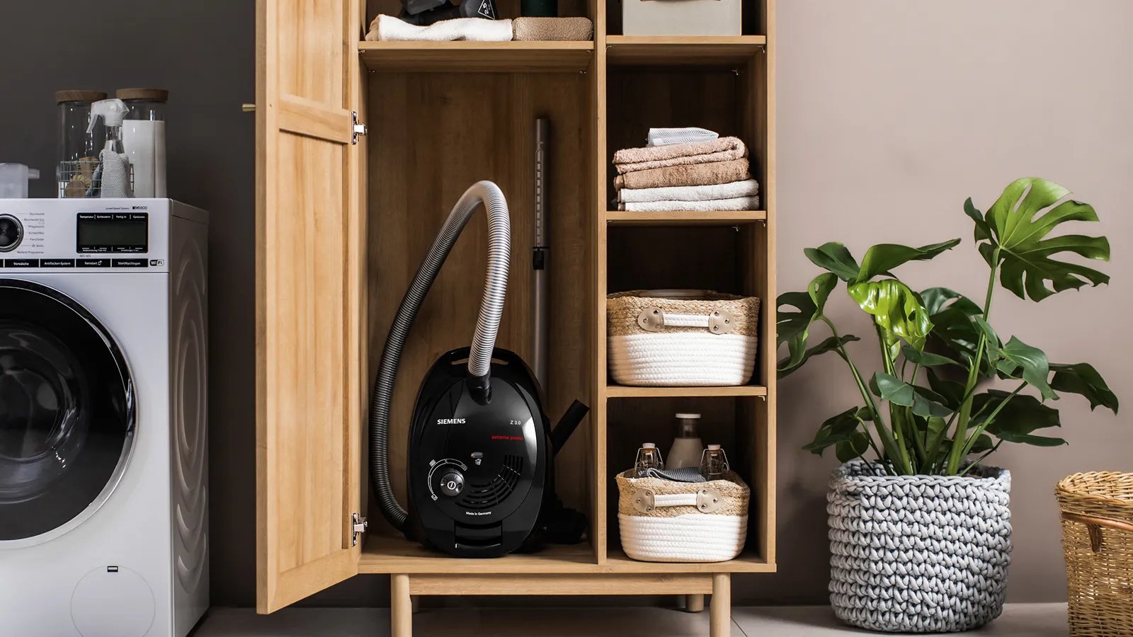 Aspirador Sin Bolsa - Siemens Vsz3xtrm11, 850 W, Depósito 4 L, Negro