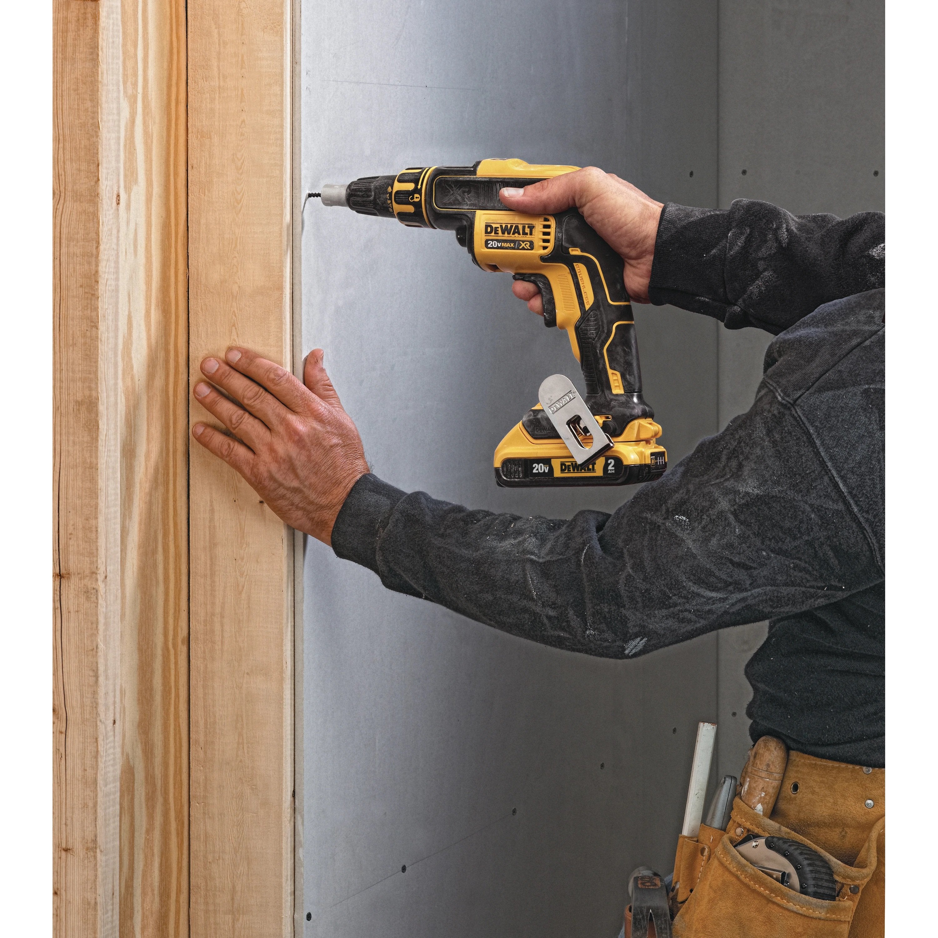 EAN 5035048468586 - DeWALT DCF620D2-QW destornillador eléctrico y llave de impacto 4400 RPM Negro, Amarillo imagen 4