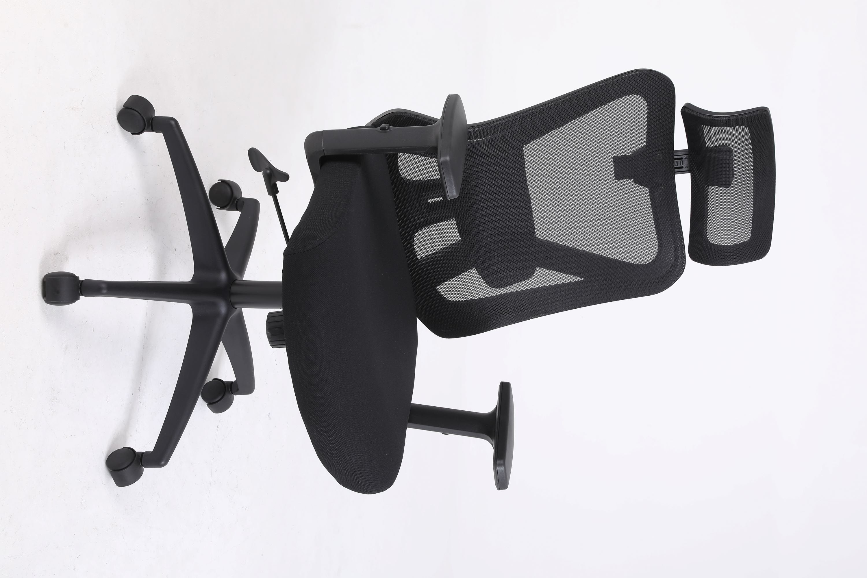 EAN 5901443391968 - Activejet T5 BLACK silla de oficina y de ordenador Asiento acolchado Respaldo de malla imagen 14