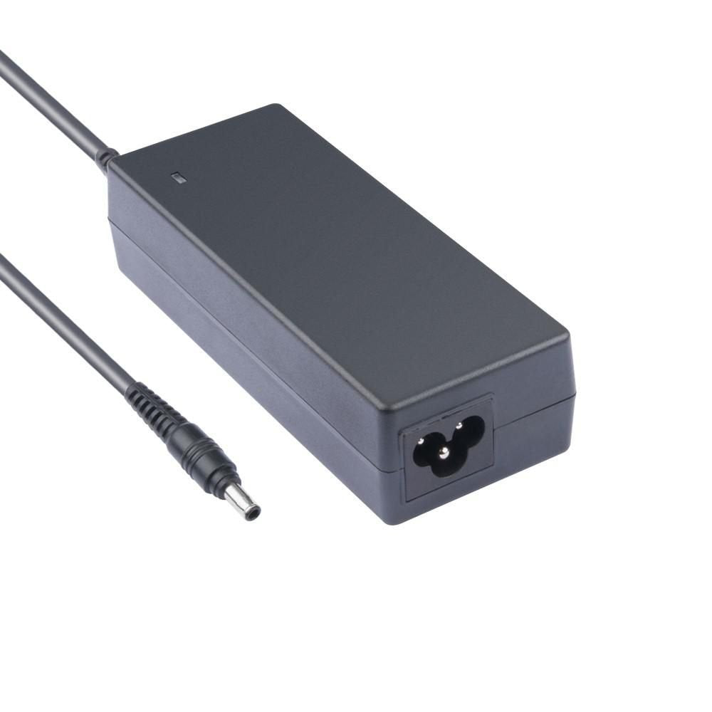 EAN 5704327044482 - CoreParts MBA1040 adaptador e inversor de corriente Interior 90 W Negro imagen 1