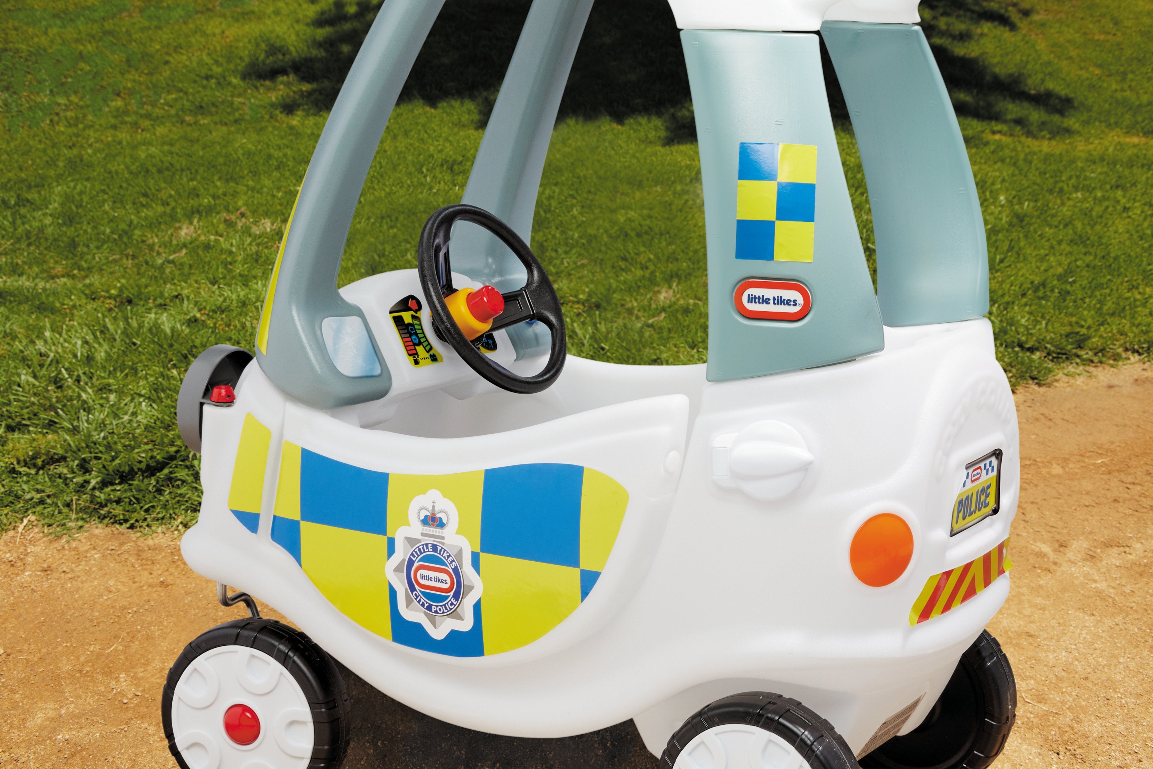 EAN 0050743173790 - Little Tikes Cozy Coupe Police Response Quad eléctrico imagen 2