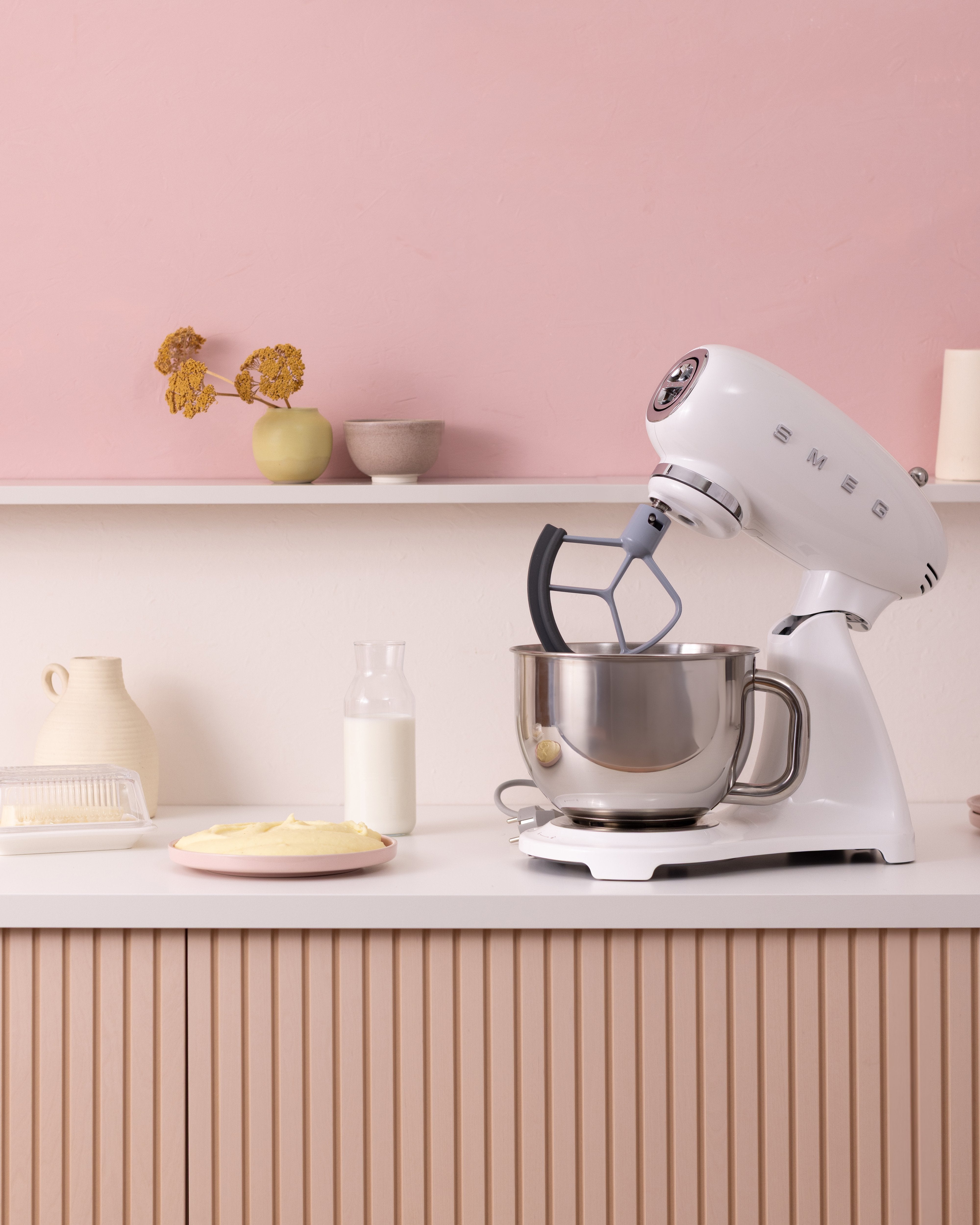Smeg Kitchen Robot 50´Style White Smf05wheu