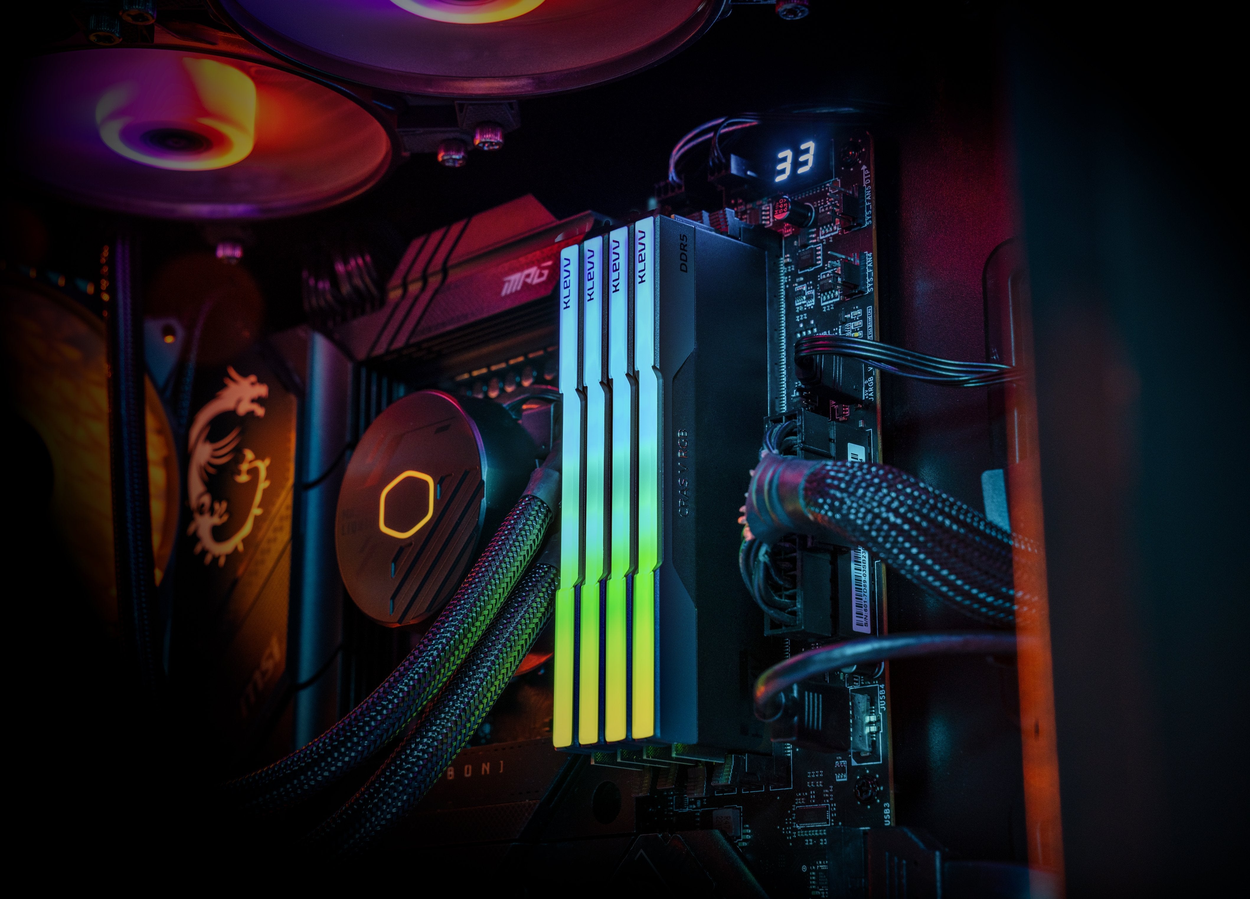 Klevv Memoria Ram Cras V Rgb Obsidian Negro - 32 Gb (2 X 16 Gb Kit) - Ddr5 6400 Udimm Cl30