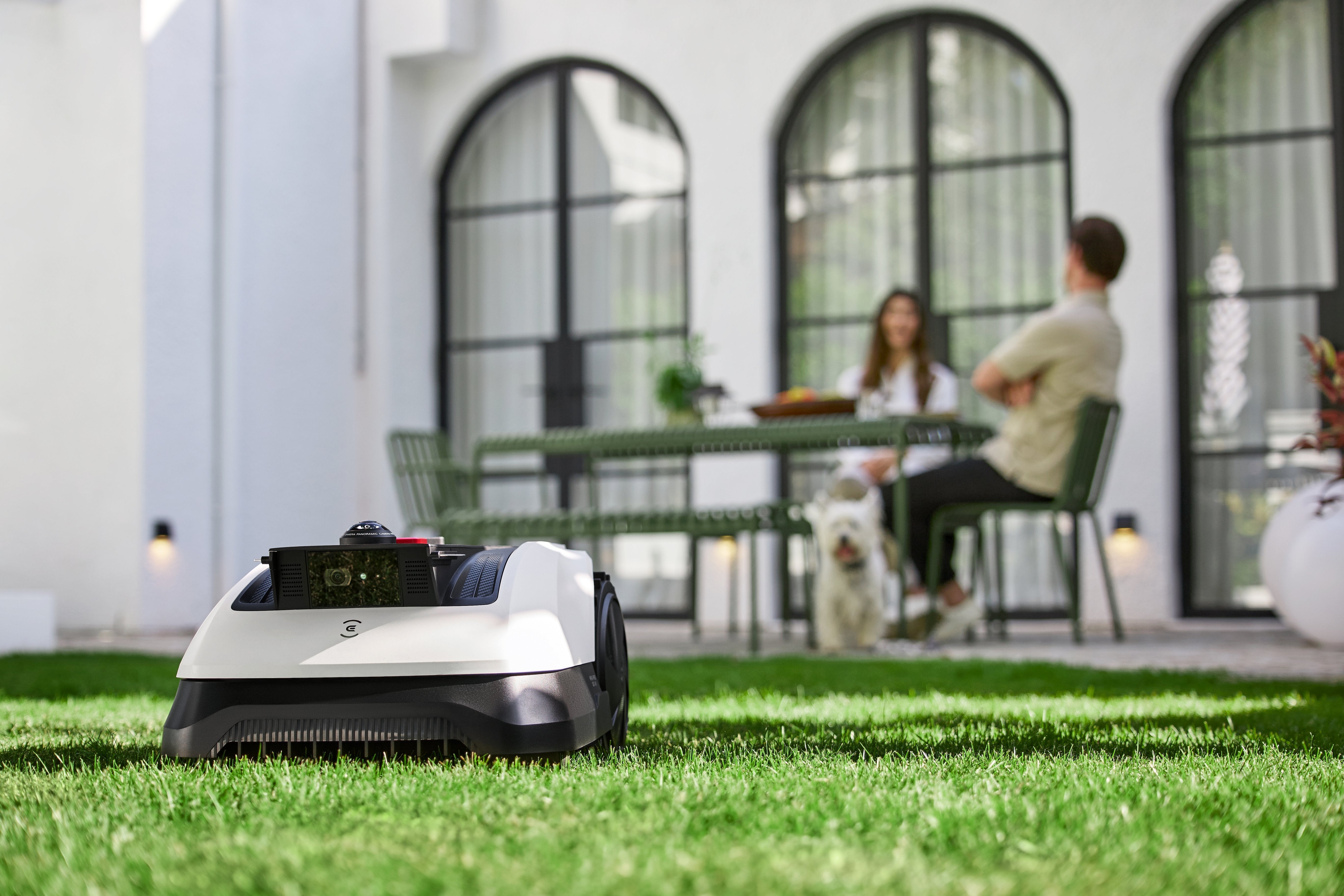EAN 6970135034796 - Ecovacs GOAT O500 Panorama Robot cortacésped Batería Negro, Blanco imagen 7