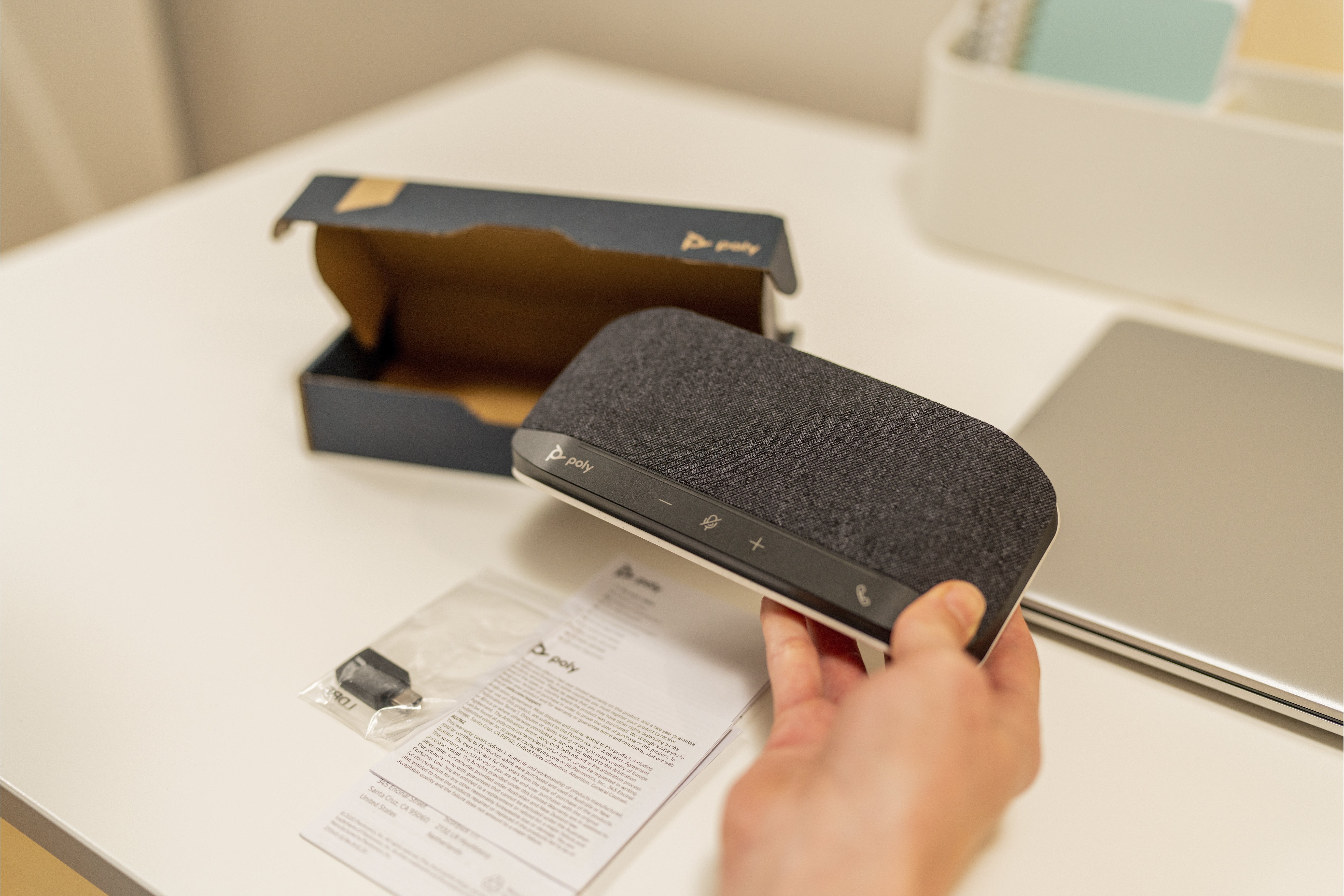 EAN 0197192933046 - HP Poly Sync 10 Speakerphone +USB-A to USB-C Cable altavoz PC Negro imagen 4