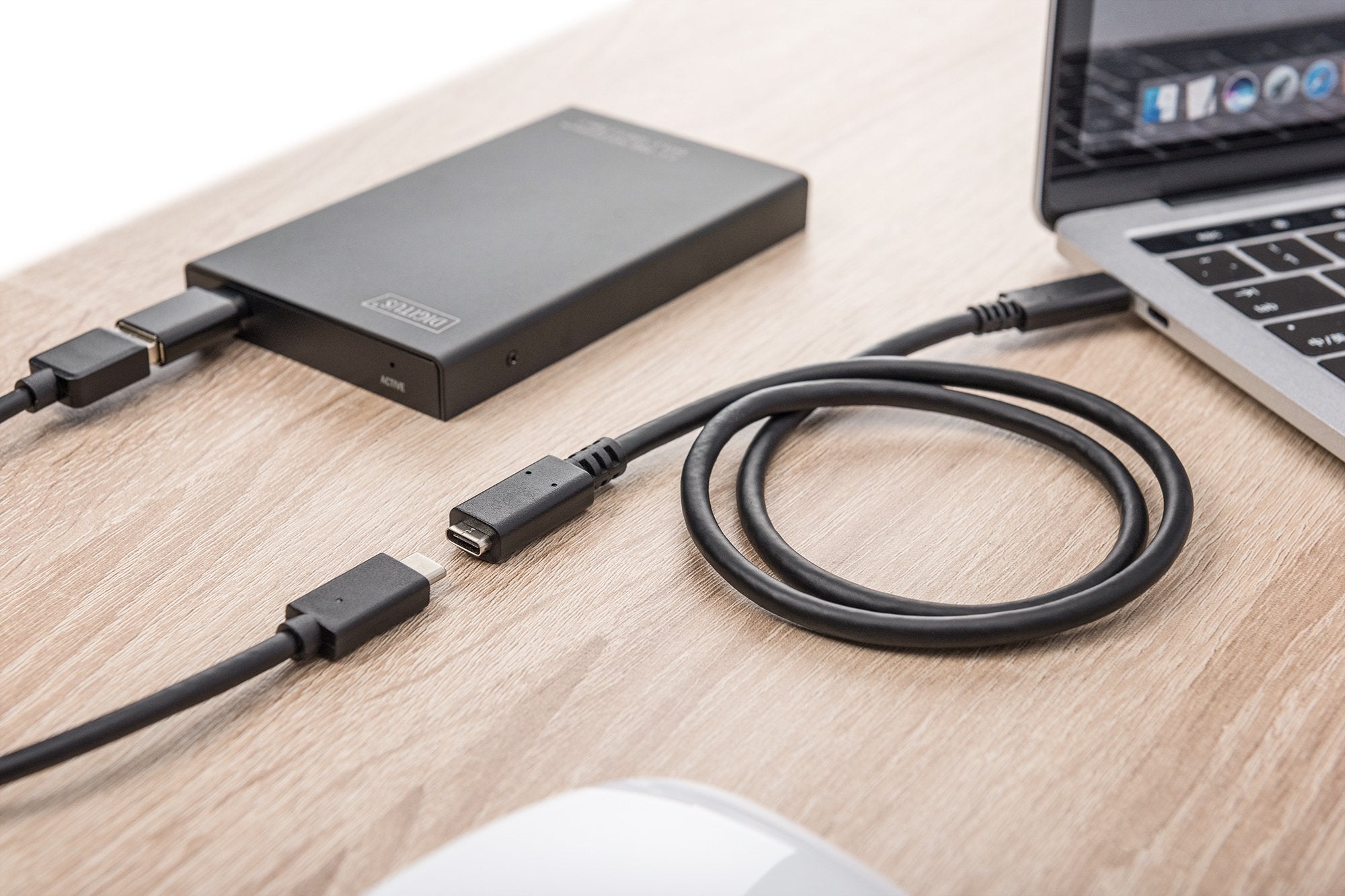 EAN 4016032455318 - Digitus AK-300210-020-S cable USB USB 2.0 2 m USB C 0,48 Gbit/s Negro imagen 3