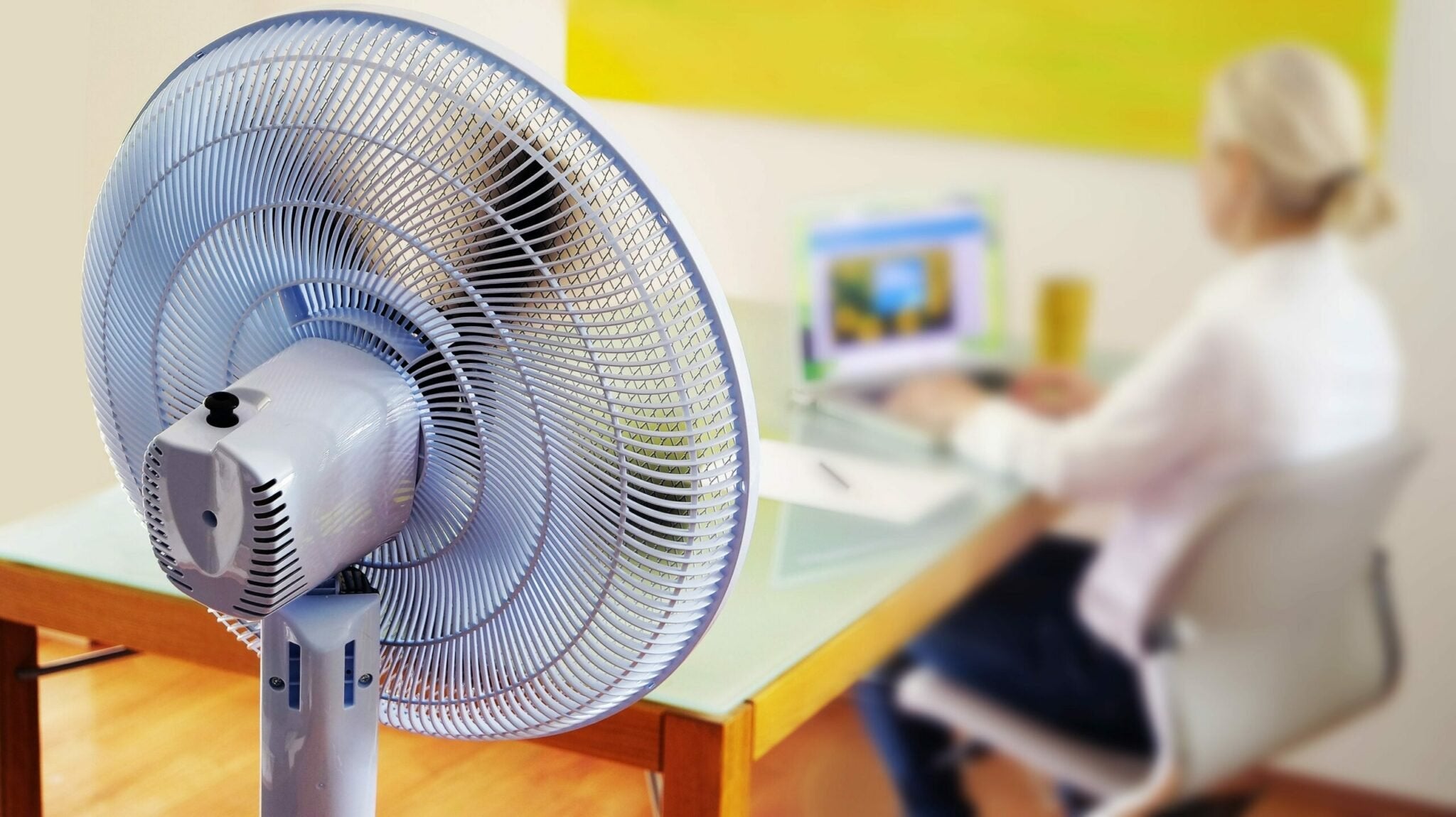 EAN 5901750504396 - Blaupunkt ASF701 ventilador Negro, Blanco imagen 3