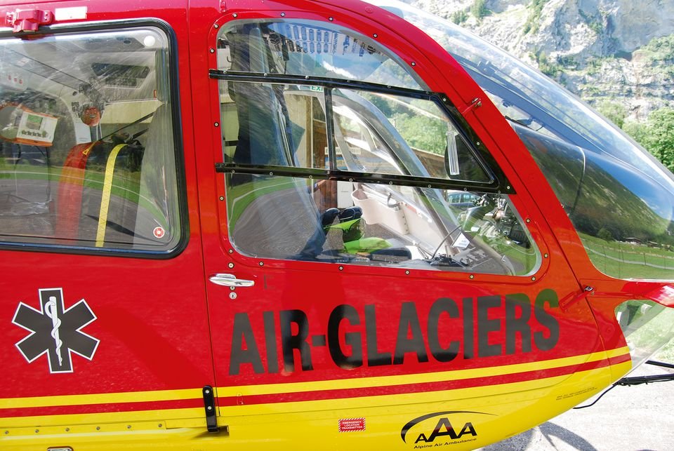 Revell Modellbausatz - Airbus Helicopters Ec135""Air-Glaciers""
