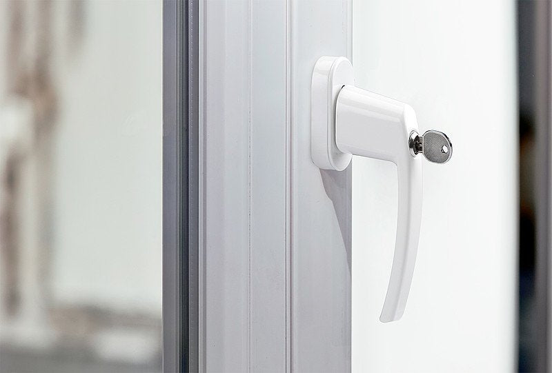 Manilla De Ventana Olympia Con Cerradura Fgs 100, Blanco