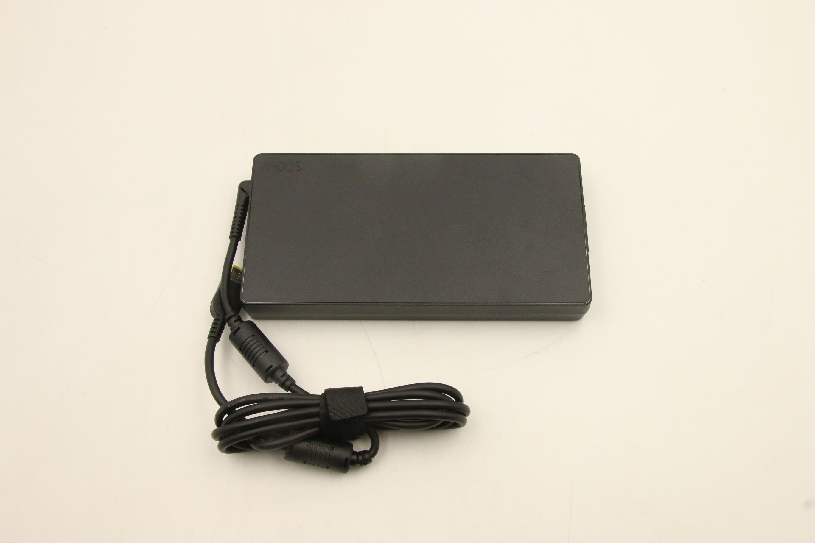 Slim,300w,20v,3p,Ww,Ltn - Warranty: 3m