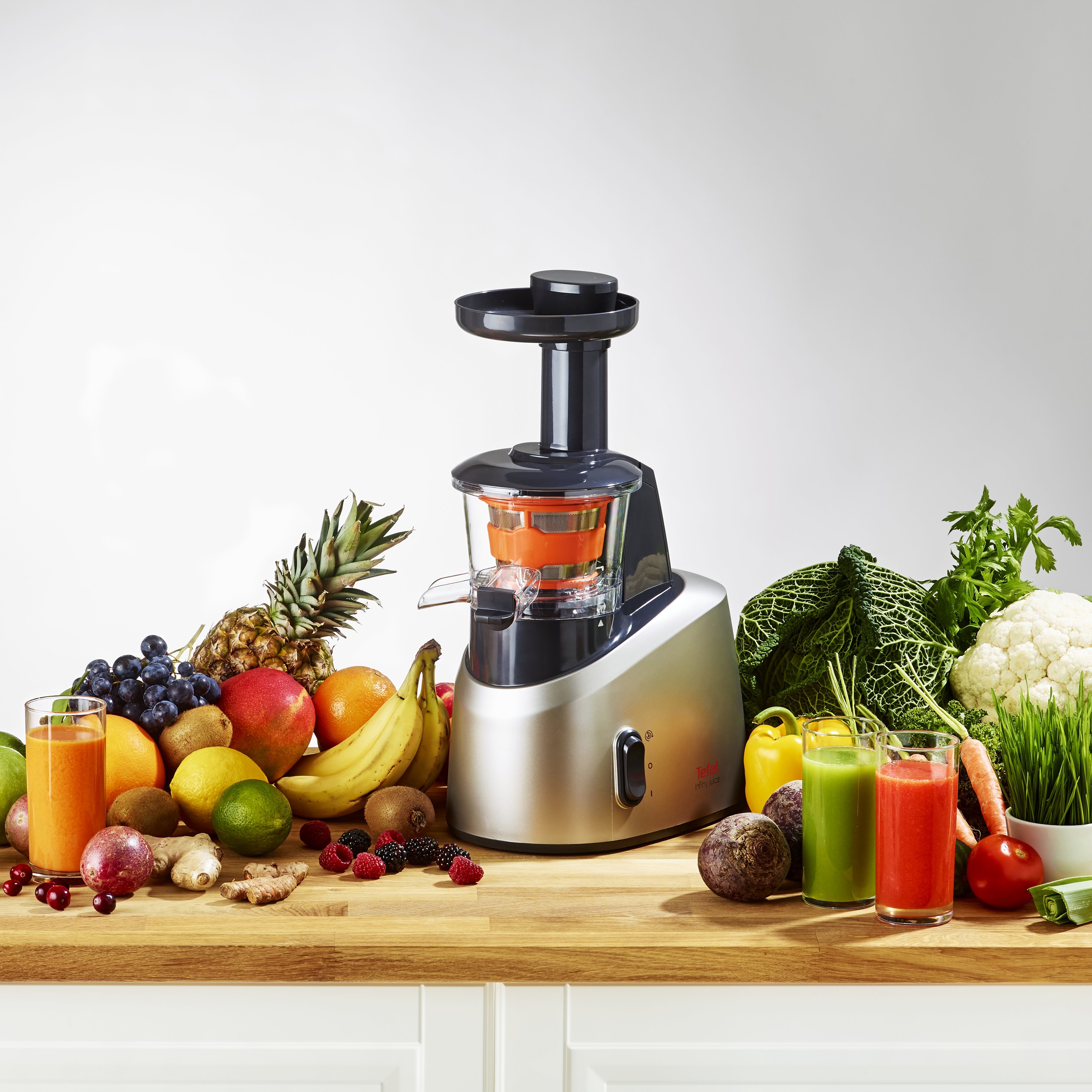 EAN 3045387200022 - Tefal Infiny Juice ZC255B Exprimidor 200 W Gris, Plata imagen 5