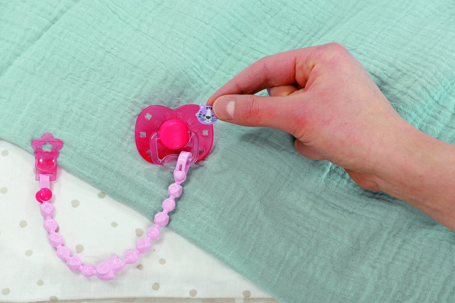 EAN 4001167838679 - BABY born Dummy with Clip 2 assorted Chupete con cadena de sujeción para muñecas imagen 6