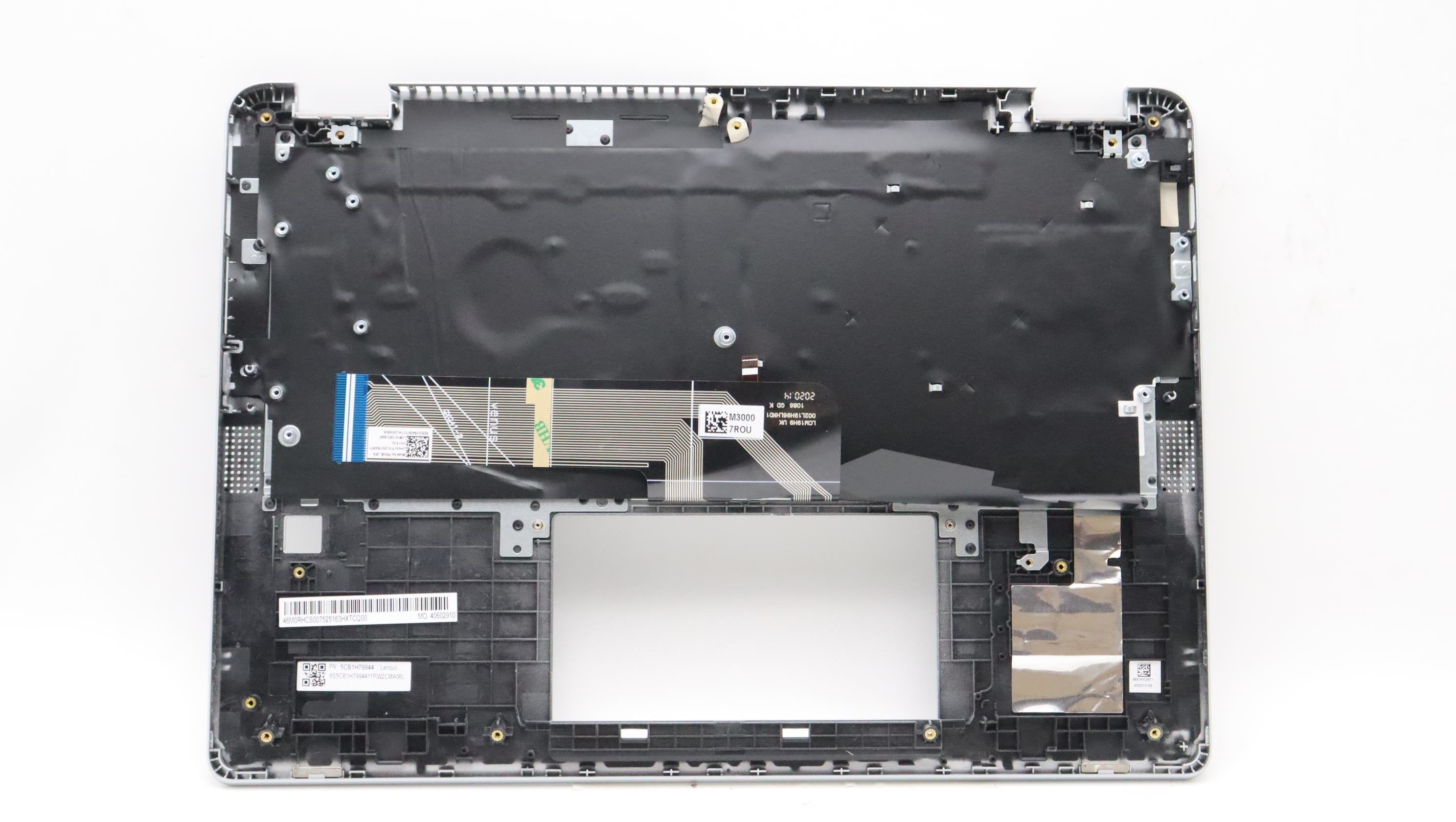 Cover Upper Case Asm_euro  Engw82r7 Cg Bl