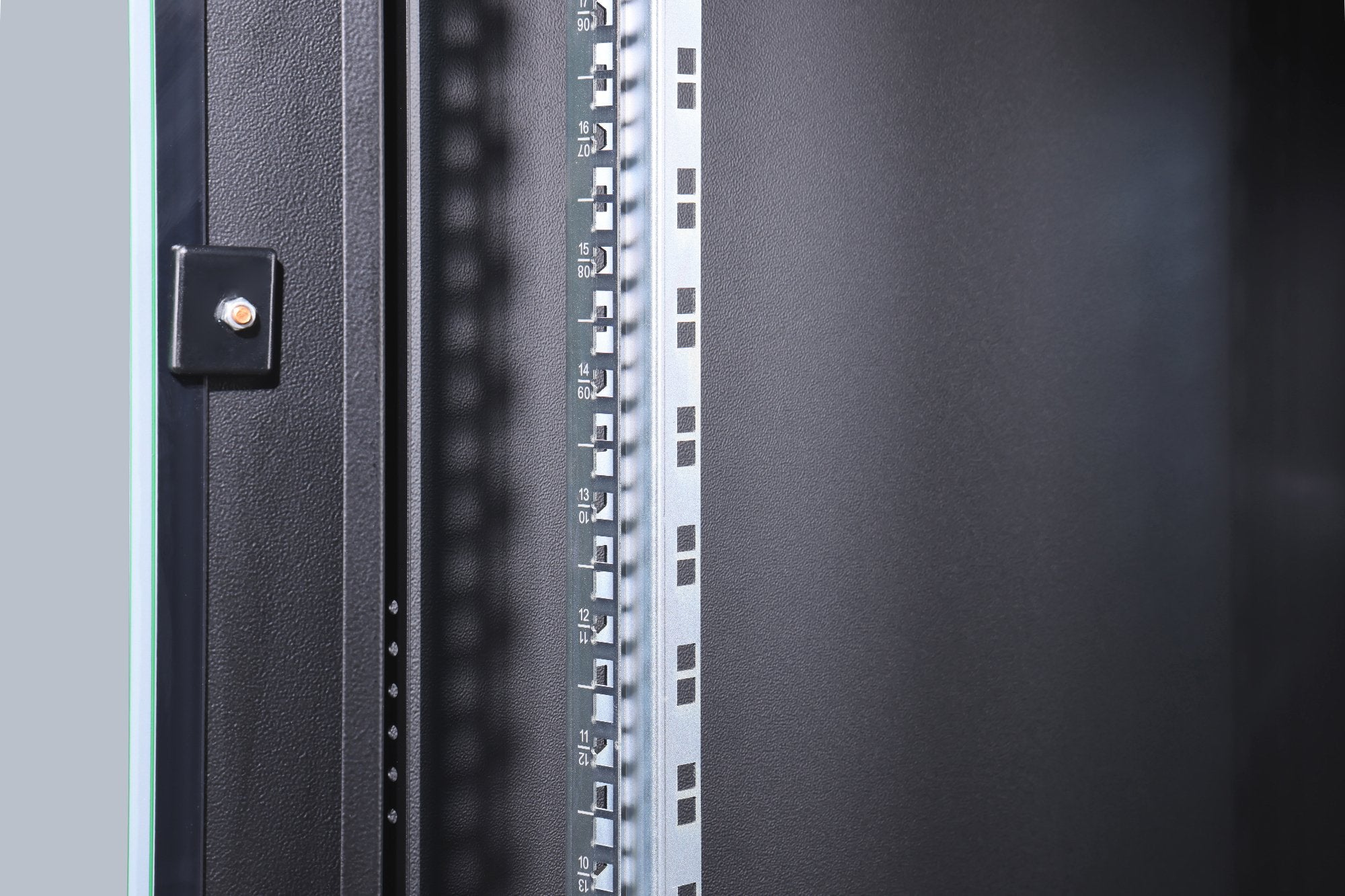 EAN 4016032332244 - Digitus DN-19 22U-6/8-B-1 armario rack Rack o bastidor independiente Negro imagen 6