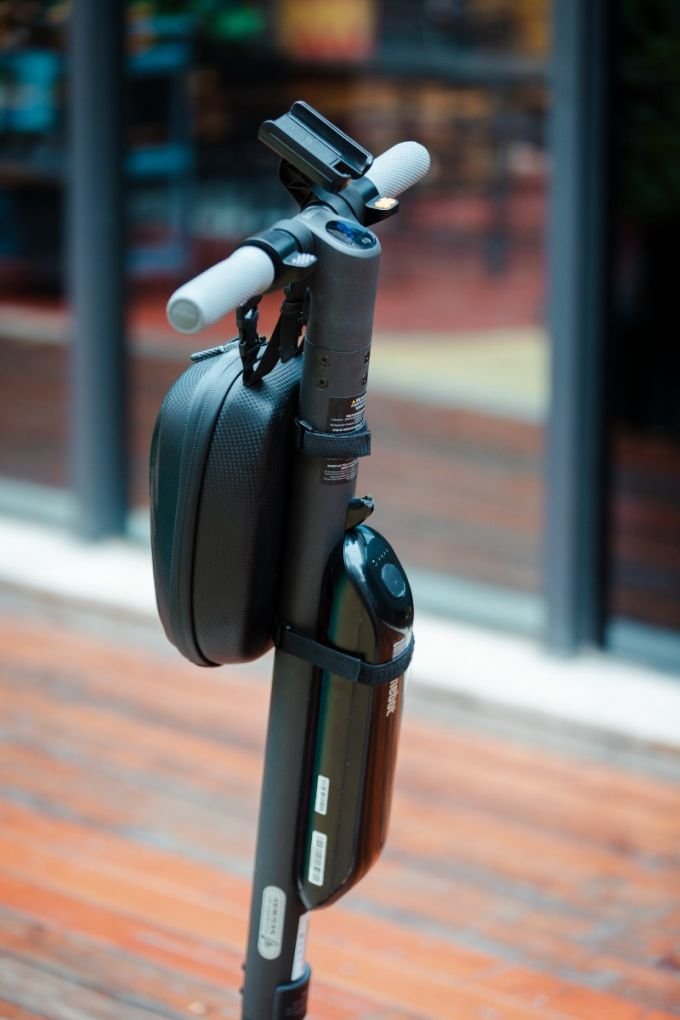 Ninebot By Segway Kickscooter (Front) New Bag, Black