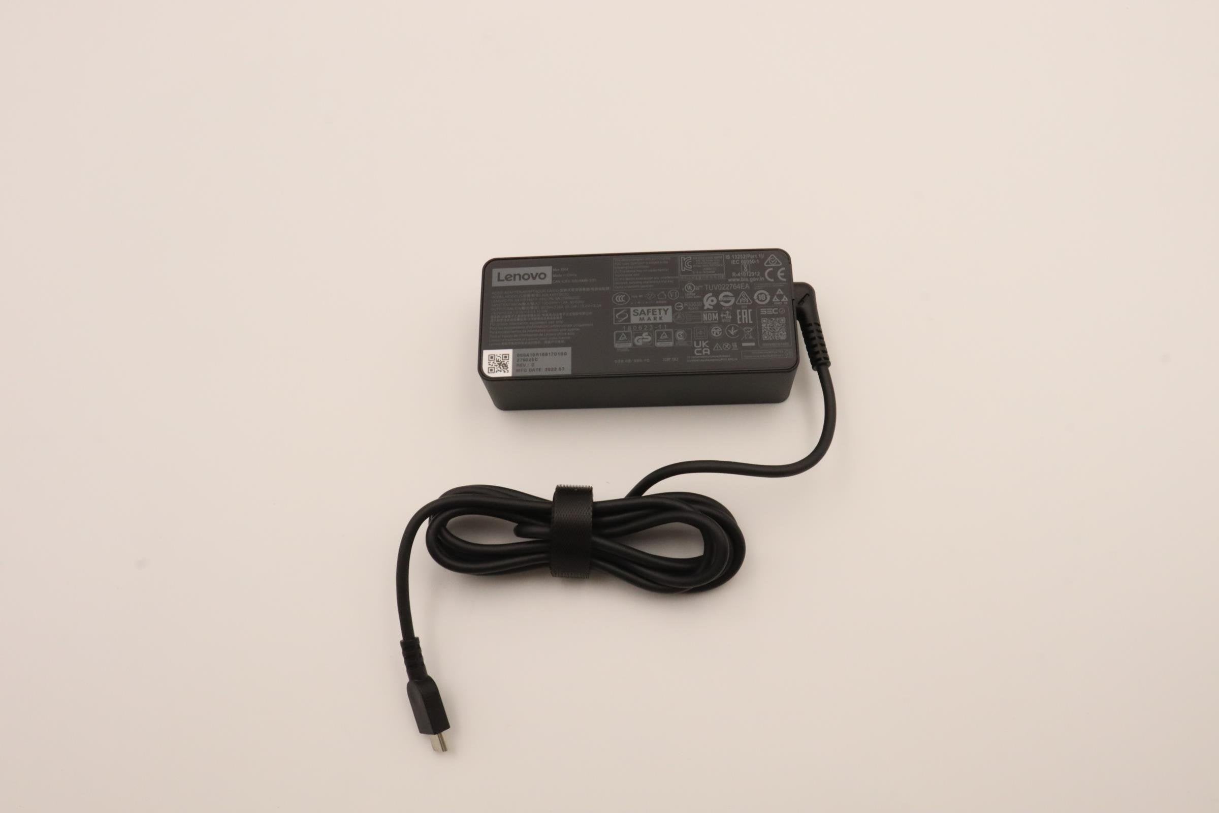 EAN 5704174776123 - Lenovo 5A10W86250 adaptador e inversor de corriente Interior 65 W Negro imagen 1