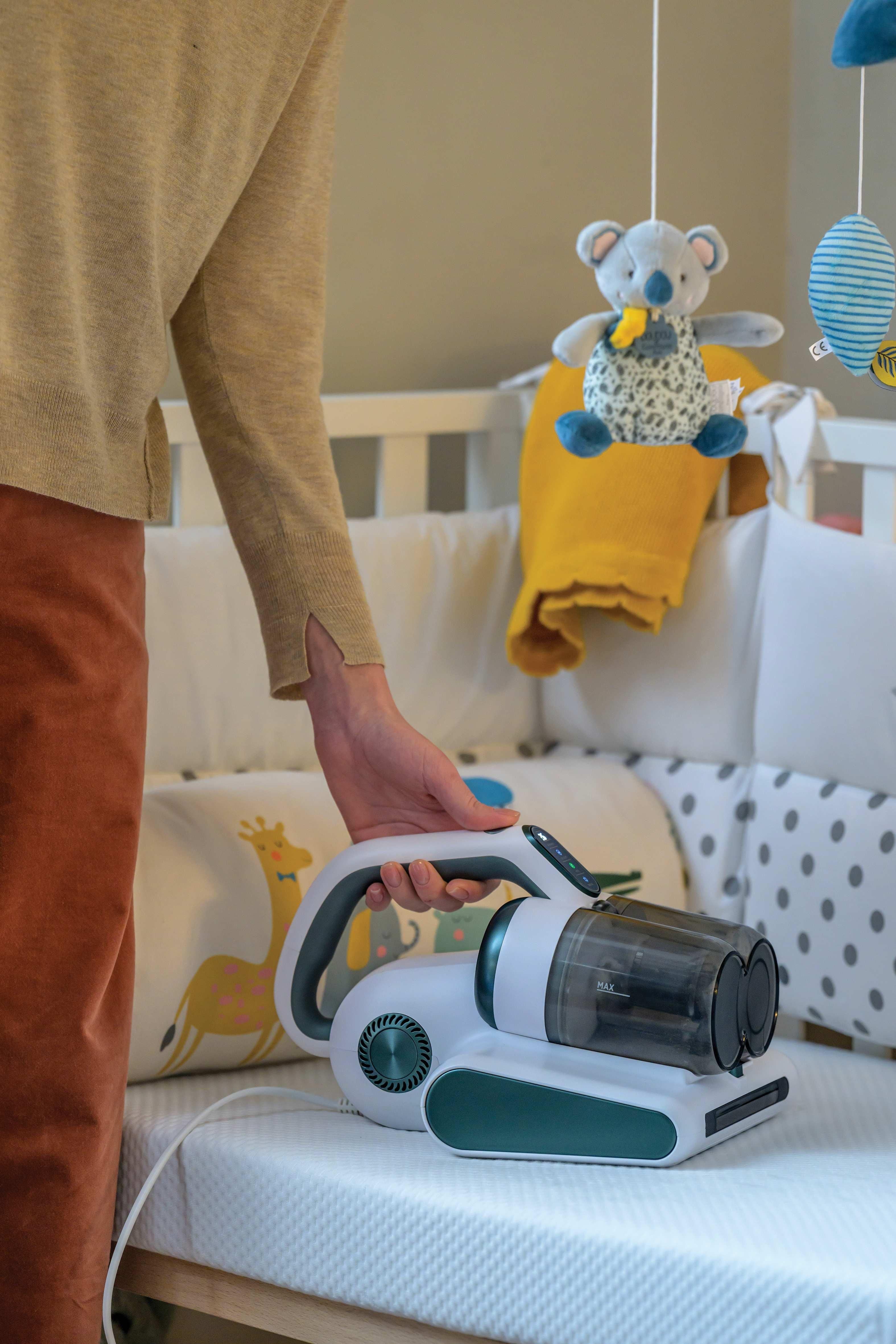 EAN 8059019083353 - Hoover HMC510UV 011 aspiradora de mano Salvia, Blanco Sin bolsa imagen 13