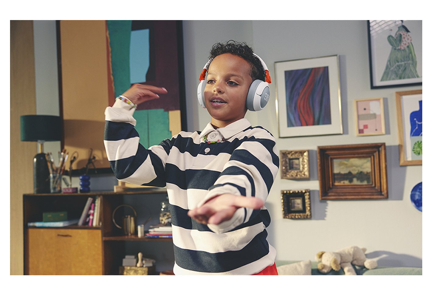 Jbl Junior 470nc Blanco