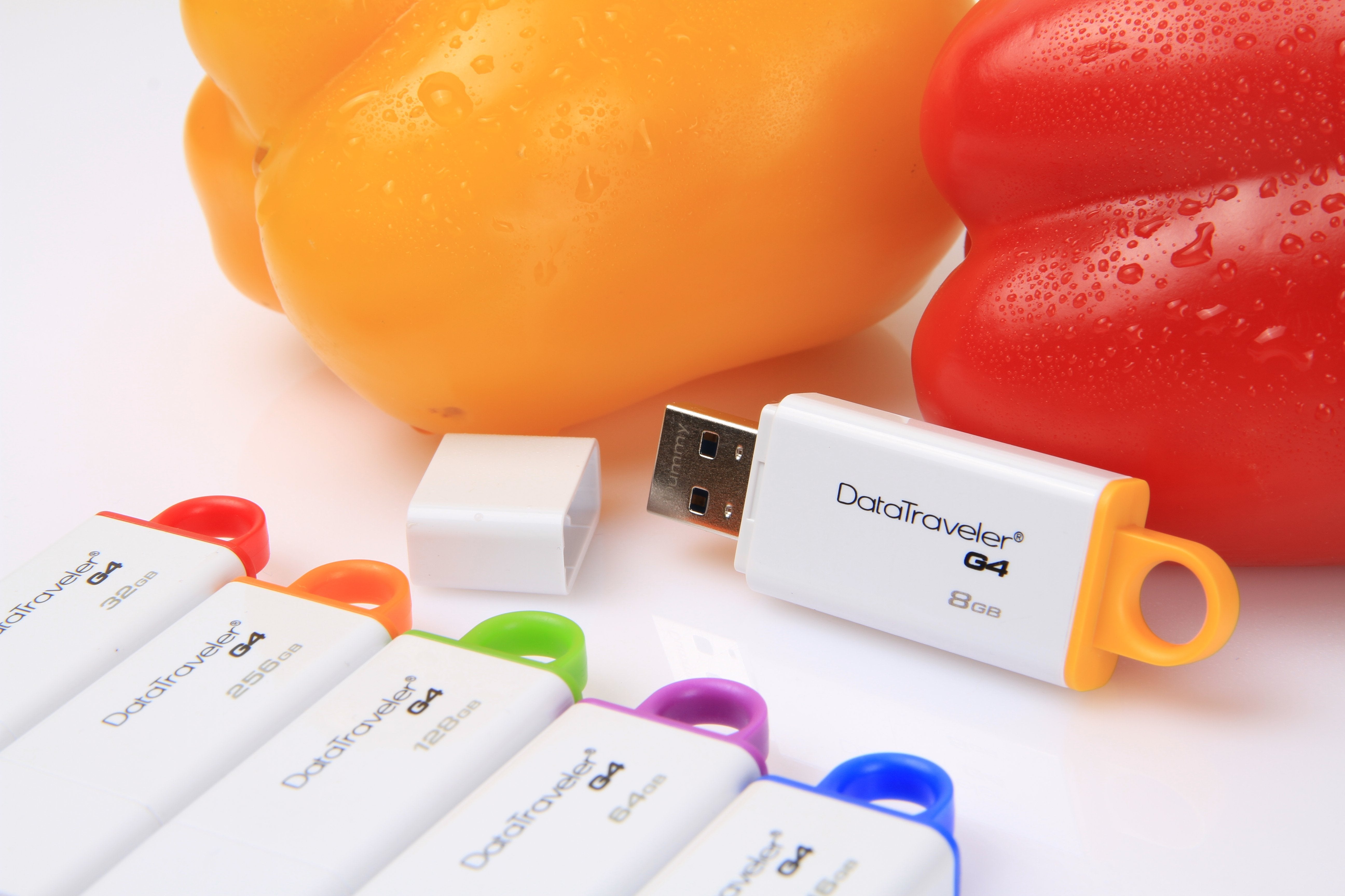 EAN 0740617220452 - Kingston Technology DataTraveler G4 unidad flash USB 16 GB USB tipo A 3.2 Gen 1 (3.1 Gen 1) Azul, Blanco imagen 19