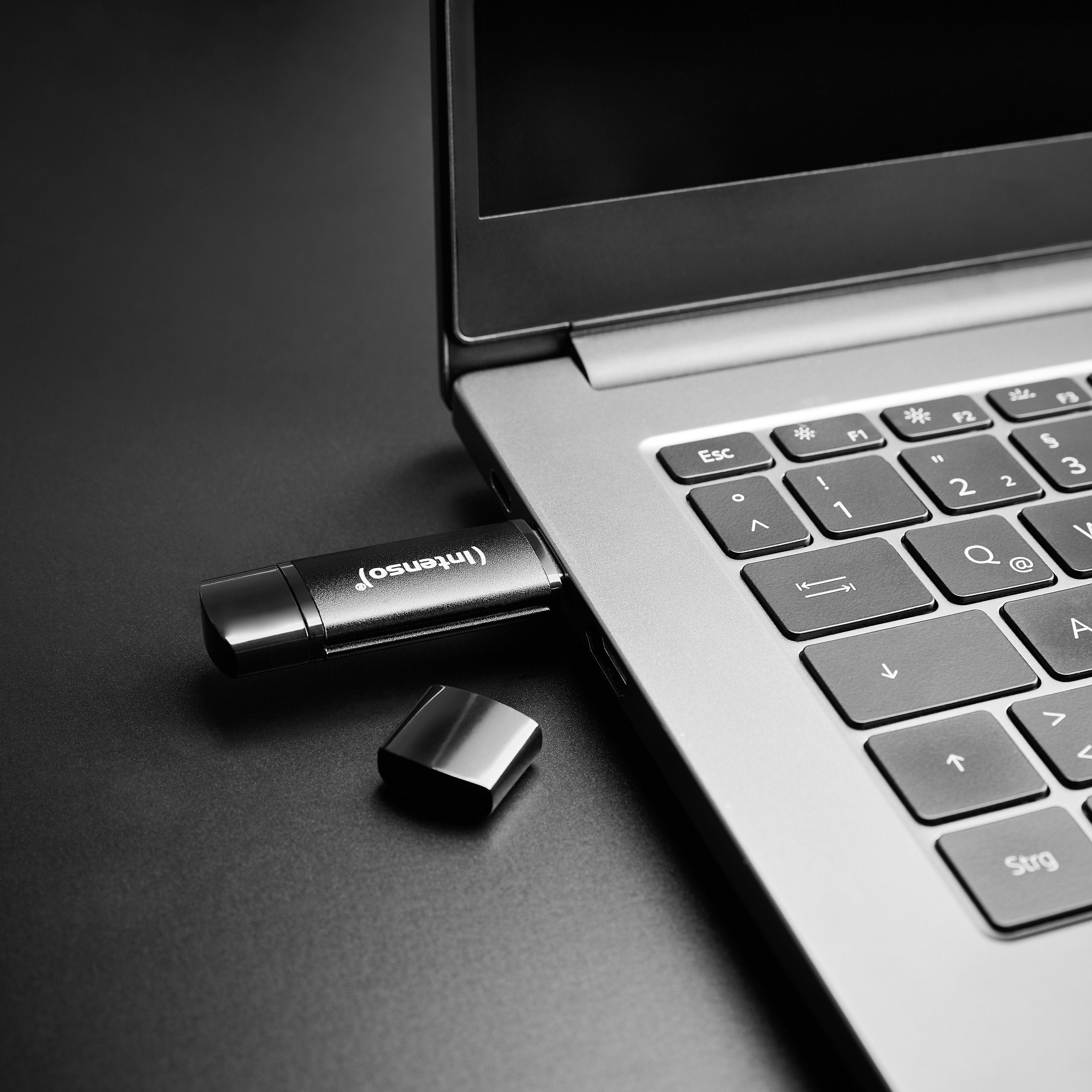 EAN 4034303037957 - Intenso 3544490 unidad flash USB 64 GB USB Type-A / USB Type-C 3.2 Gen 1 (3.1 Gen 1) Negro imagen 5