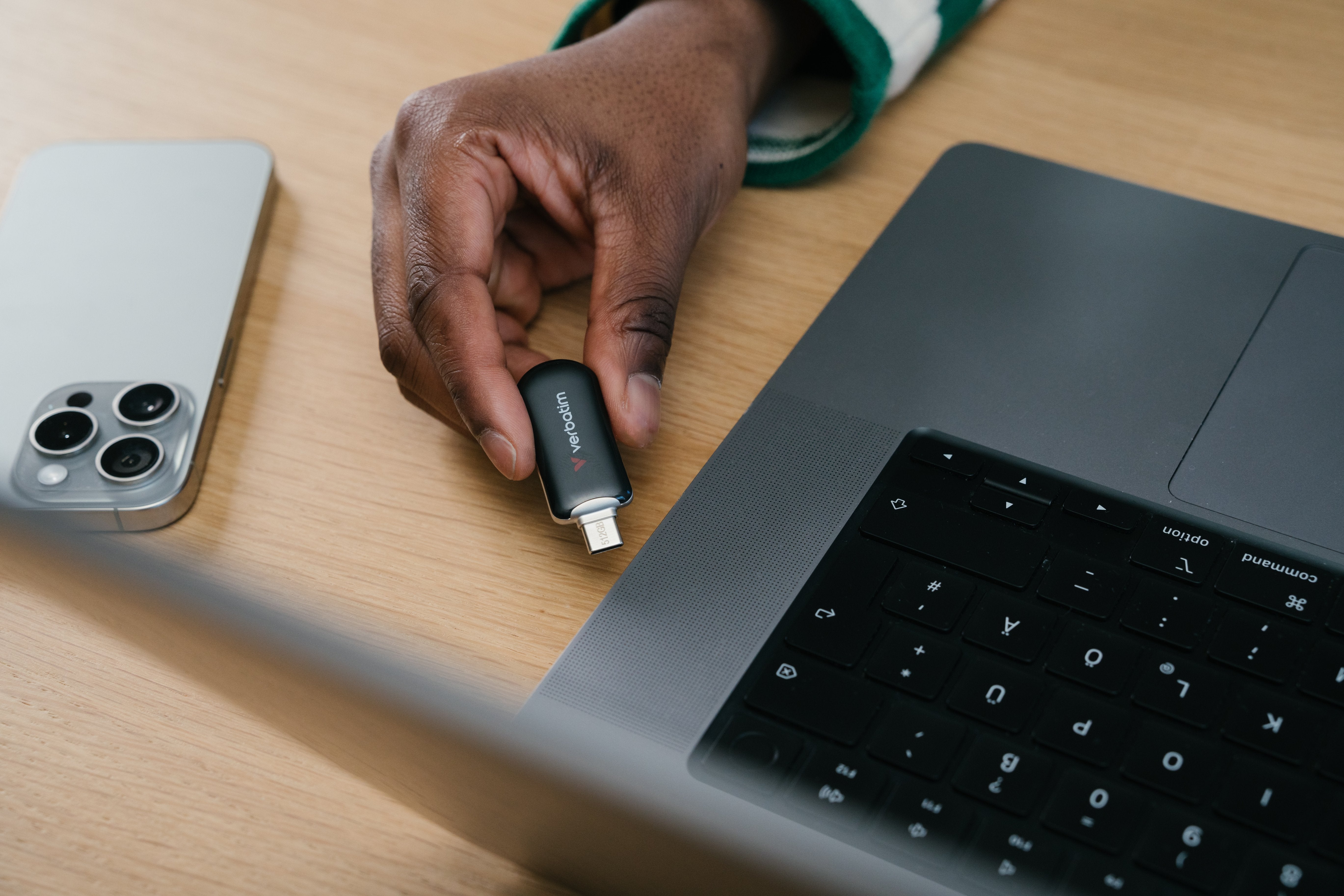 Verbatim Plectra Black 256gb Usb-C Flash Drive 30226