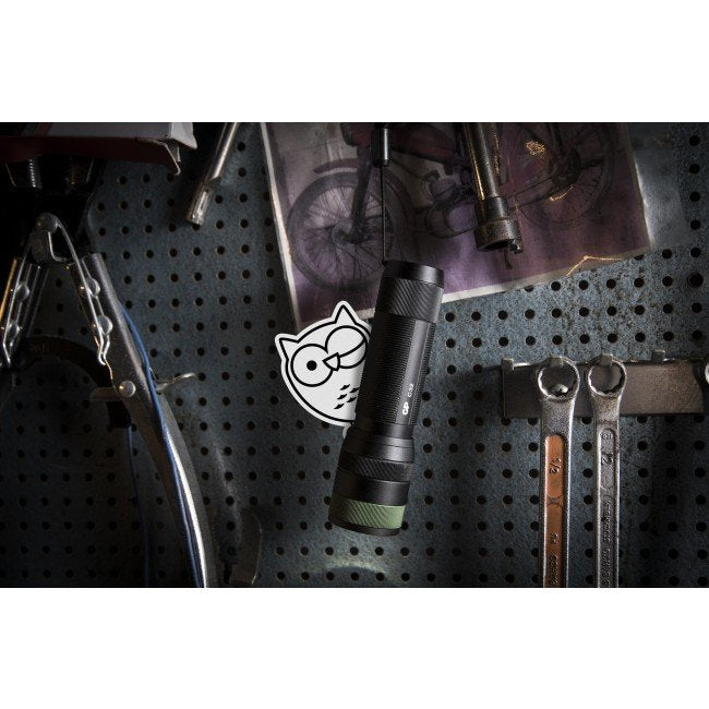 Mini Linterna Gp C32 300 Lumen 3 X Aaa 260gpact0c32000