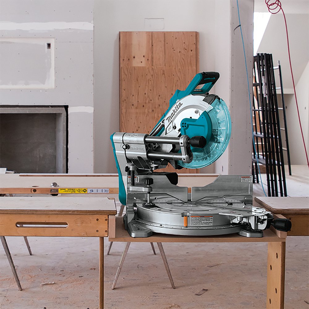Makita Sierra Ingletadora Inalámbrica Dls211zu, 36 Voltios (2x18v), Sierra Ingletadora Dls211zu