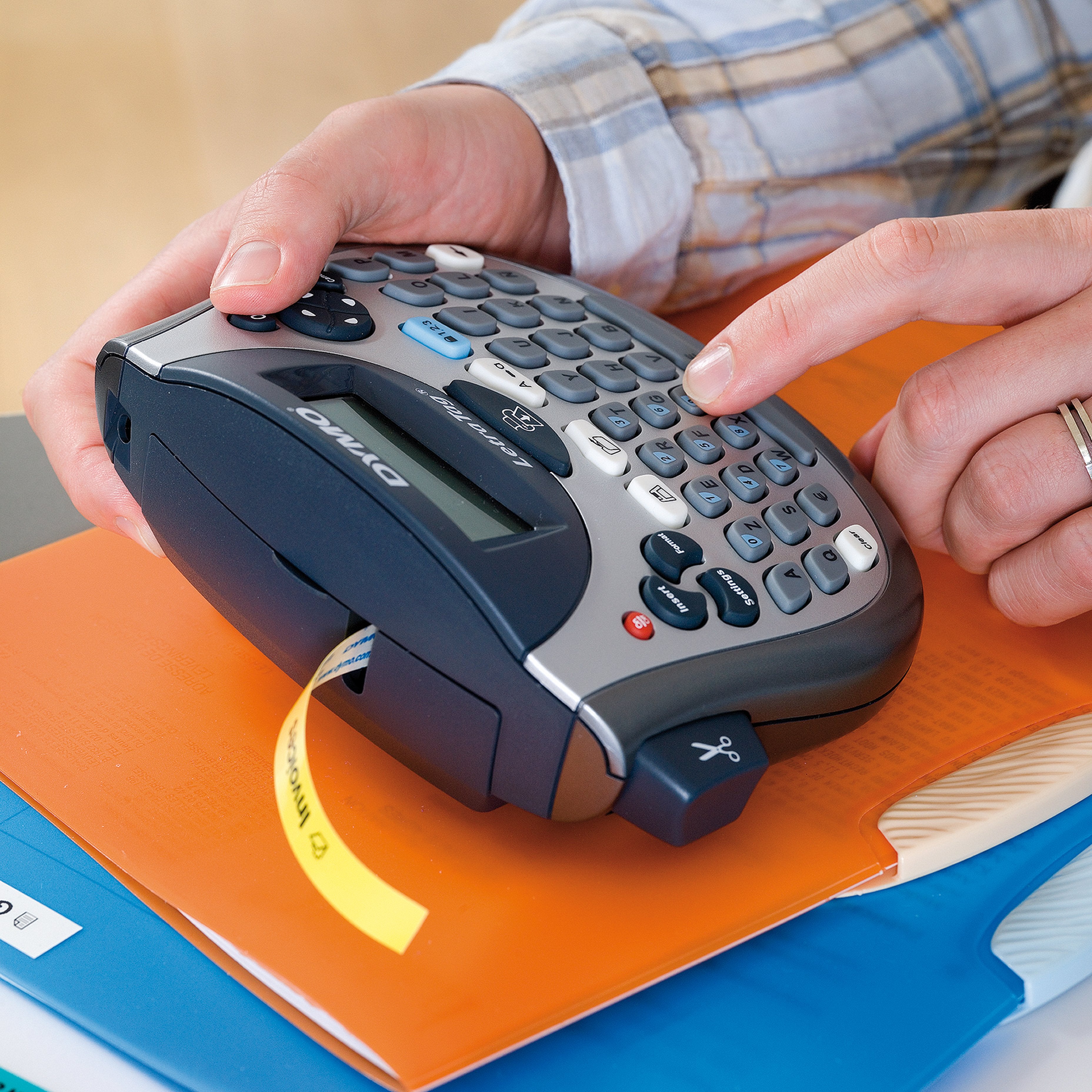 EAN 3026981745942 - DYMO LetraTag 100T impresora de etiquetas QWERTZ imagen 6