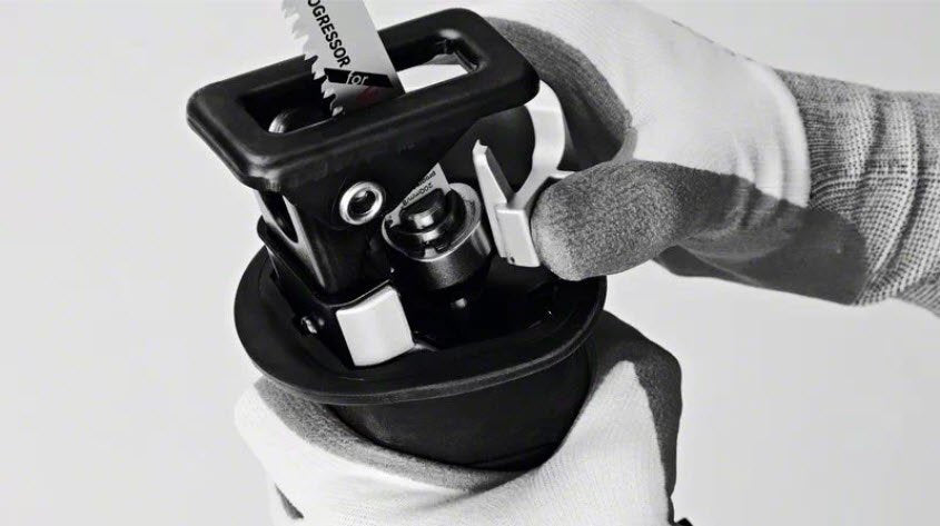 Bosch Sierra De Sable A Batería Gsa 18v-32 Professional Solo, 18 Voltios 06016a8109