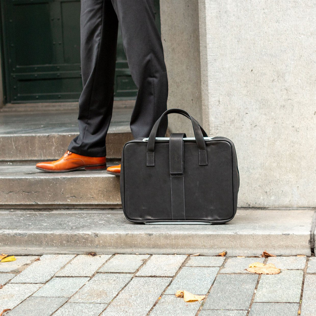 R-Go Maletín Para Portátil Viva 15,6 "Cuero Plena Flor Negro