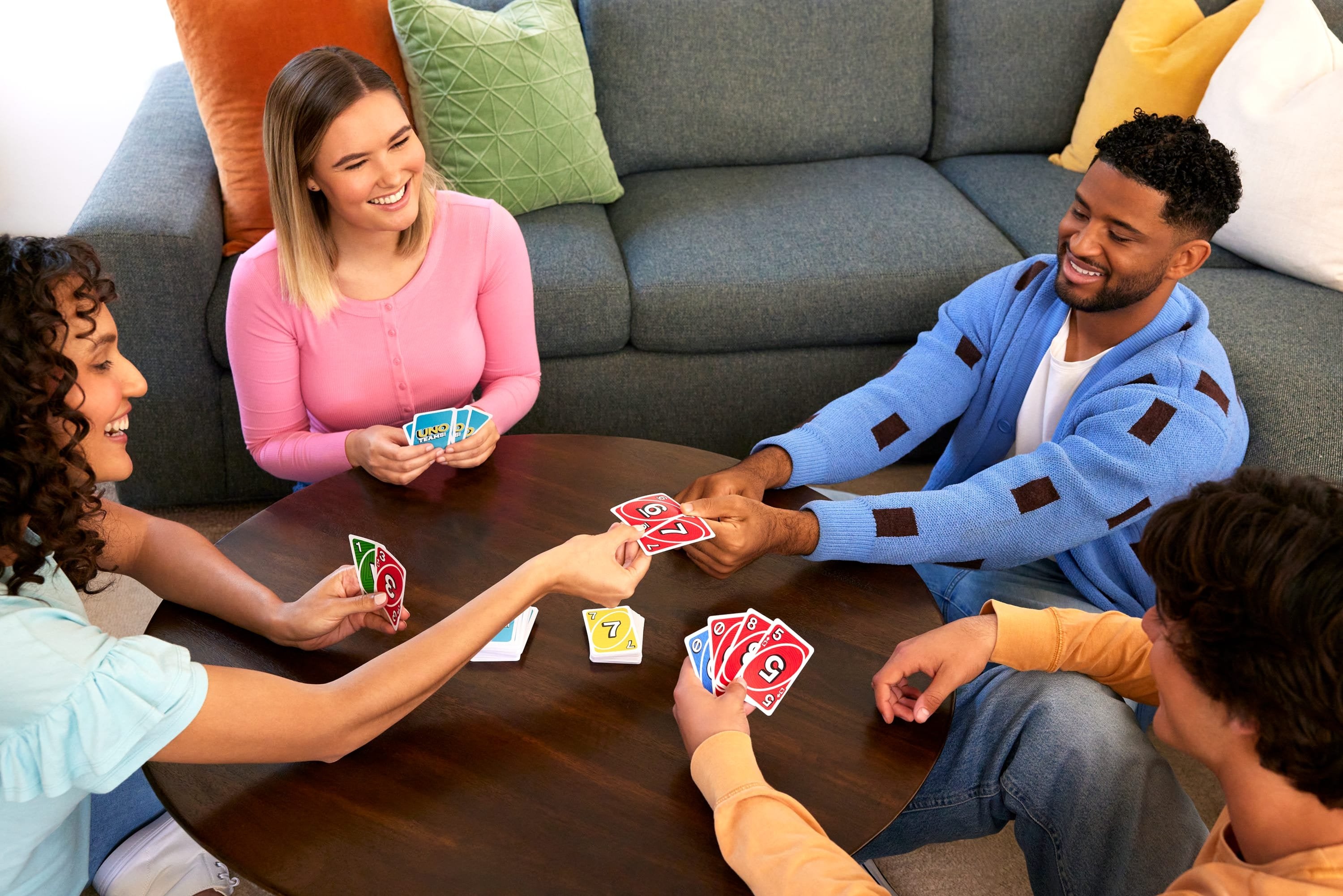 EAN 0194735238026 - Games HXT58 juego de tablero Juego De Cartas Perder las cartas imagen 2