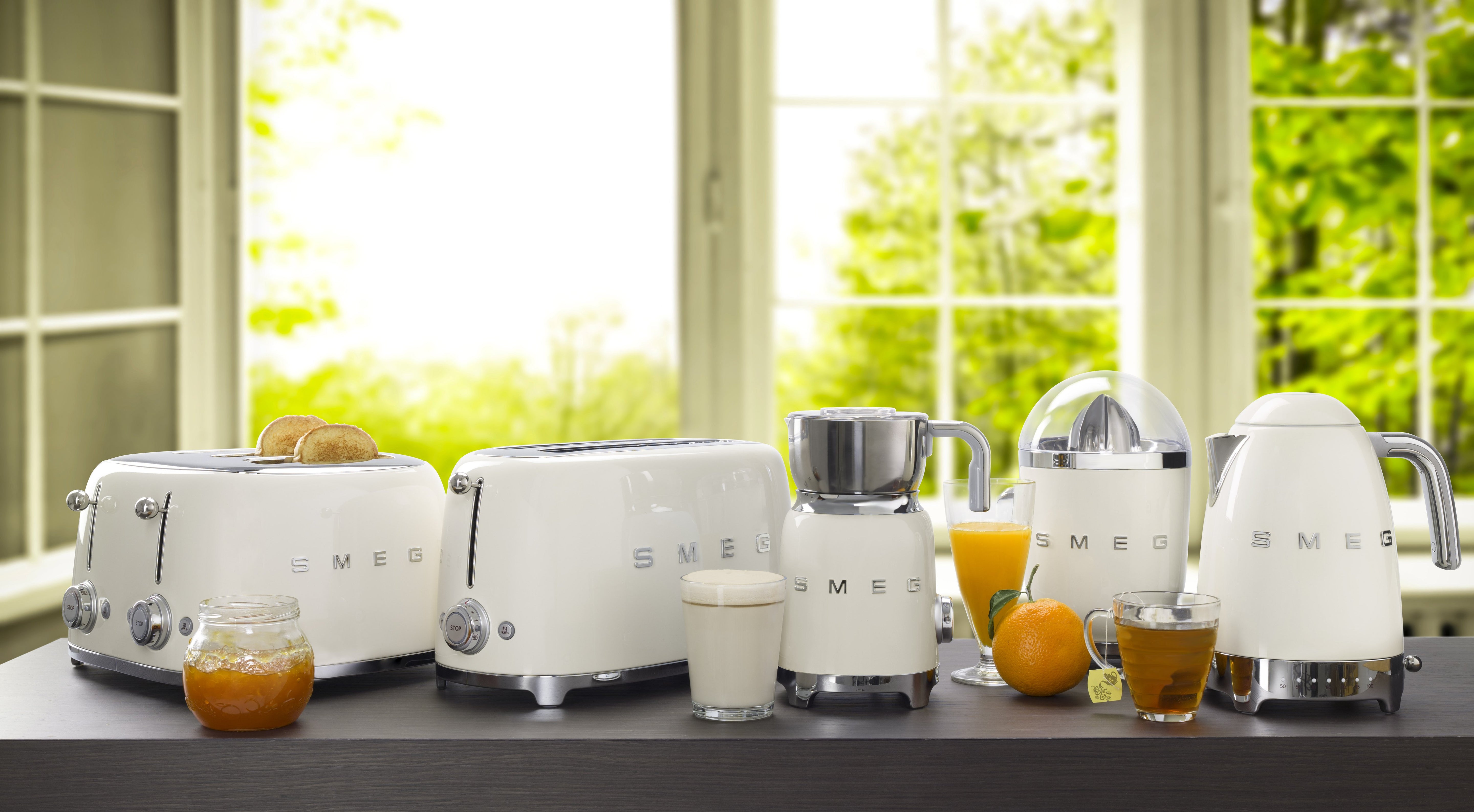 EAN 8017709263348 - Smeg TSF03CREU tostadora 6 4 rebanada(s) 2000 W Crema de color imagen 10