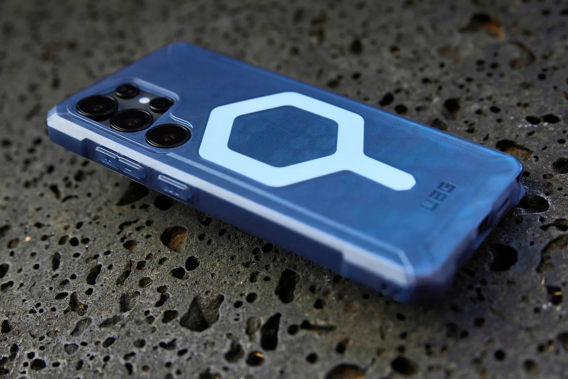 EAN 0840283918995 - Urban Armor Gear Essential Armor funda para teléfono móvil 17,3 cm (6.8") Oliva imagen 10