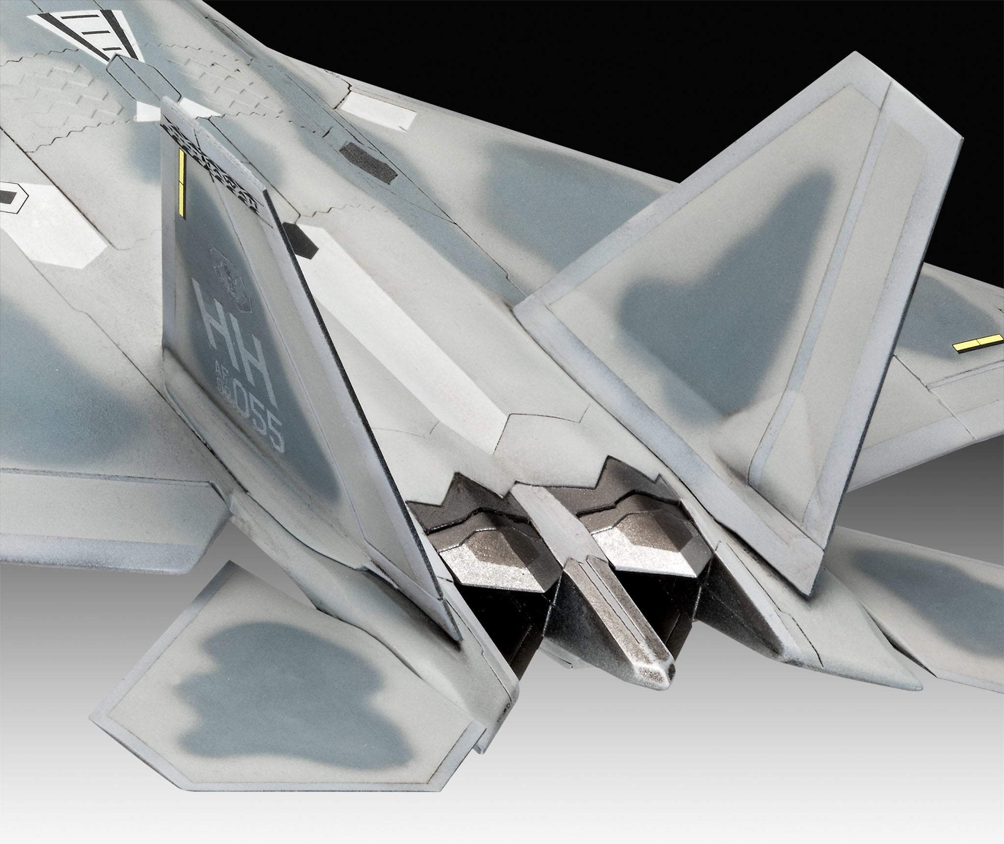 EAN 4009803038582 - Revell Lockheed Martin F-22A Raptor Aeronave Kit de montaje 1:72 imagen 3
