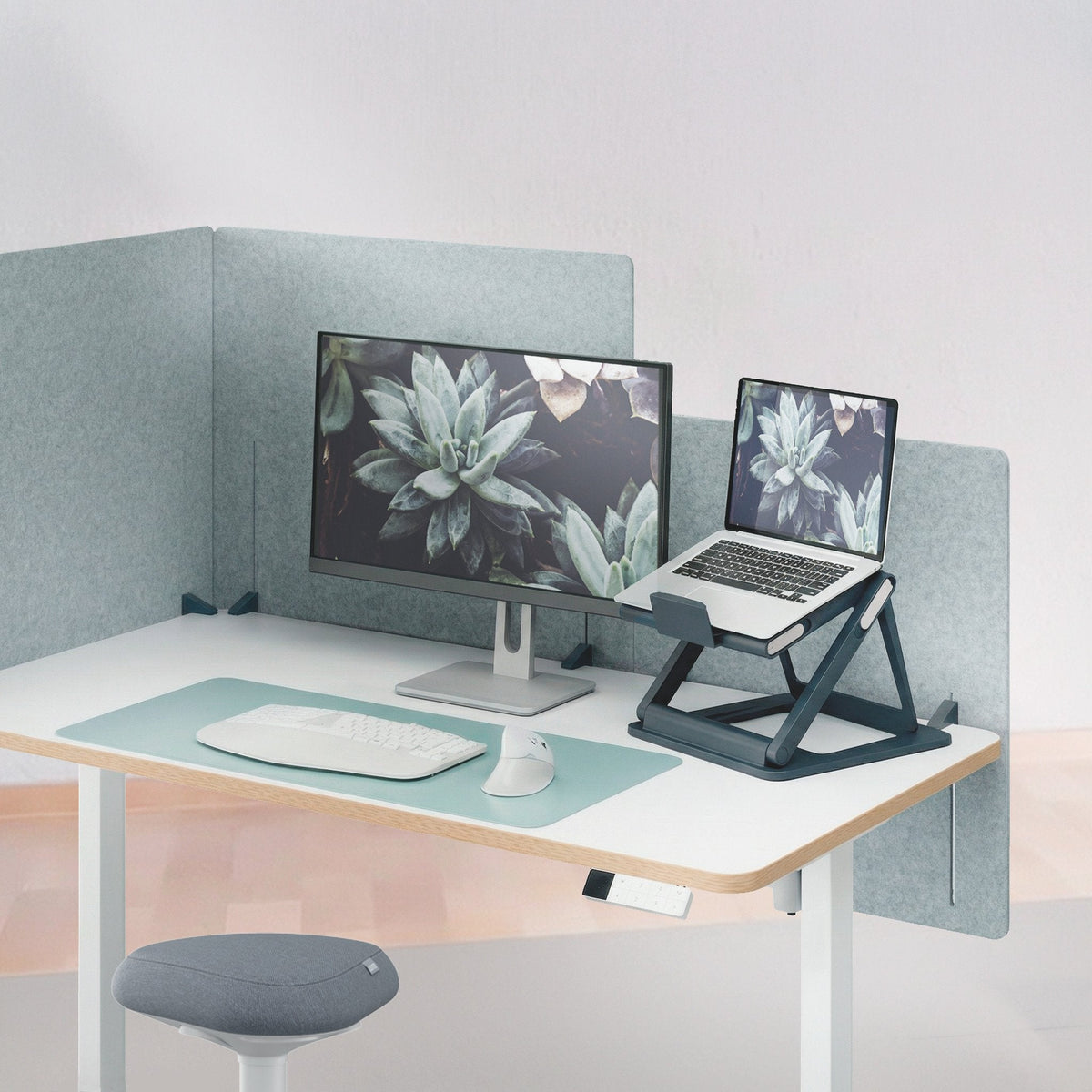 Leitz Sit-Stand Laptop Stand 2-In-1 For Desks