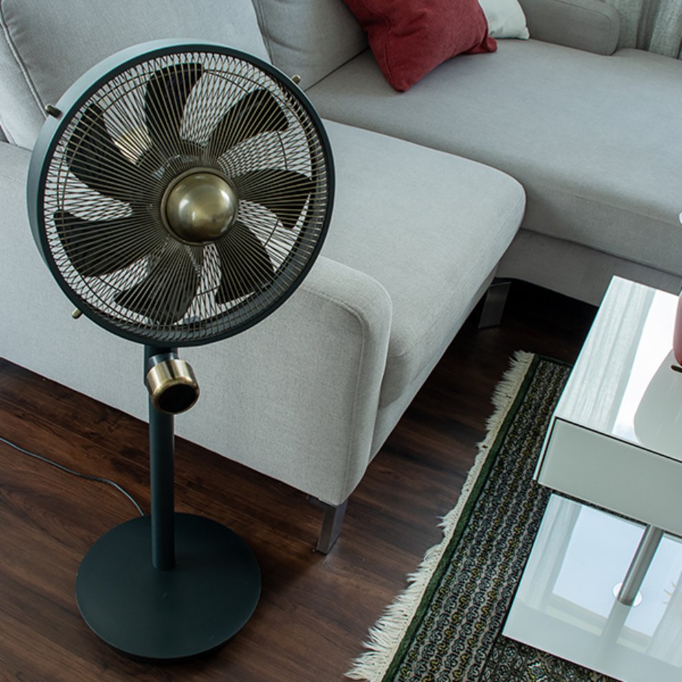 Fan Standing Uranus/Cop001101 Stylies